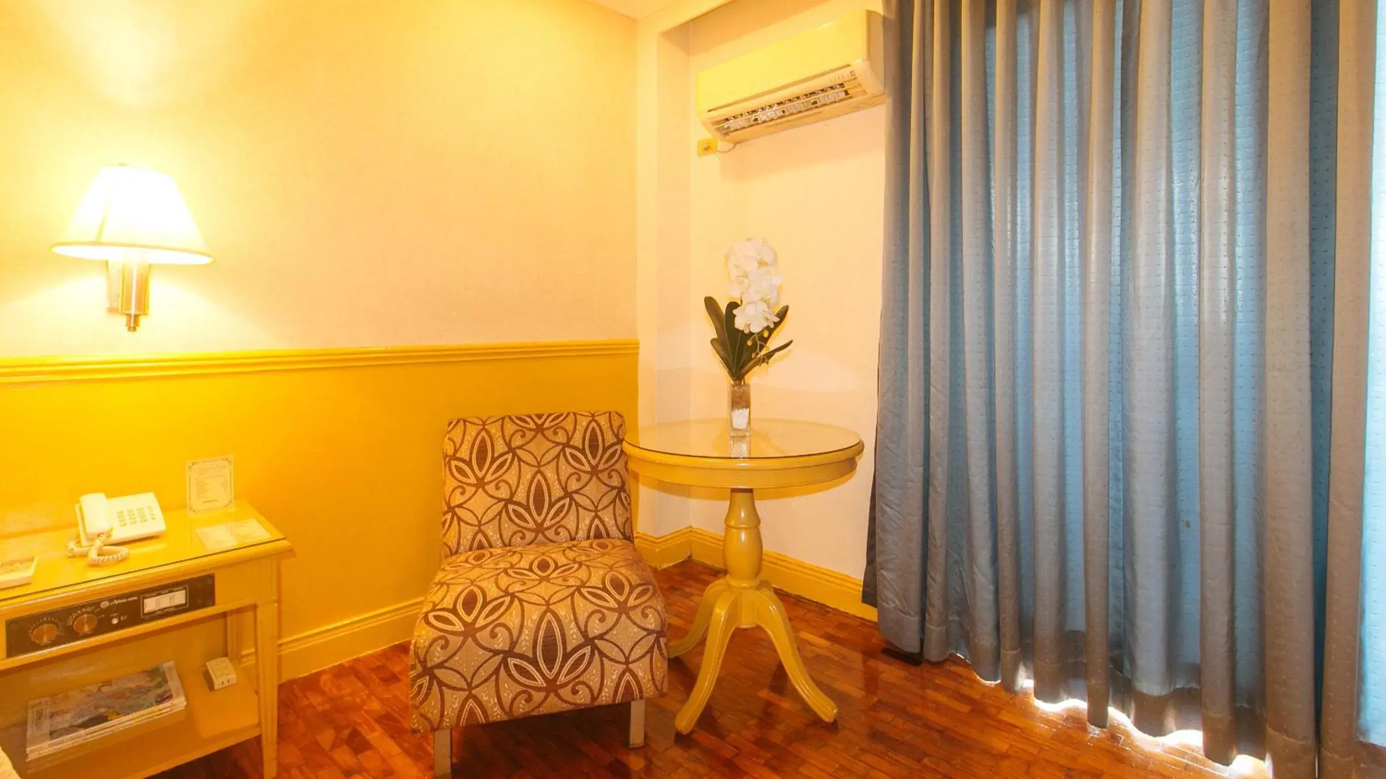 Bedroom in Aloha Hotel Roxas Boulevard Manila Bedroom in Aloha Hotel Roxas Boulevard Manila