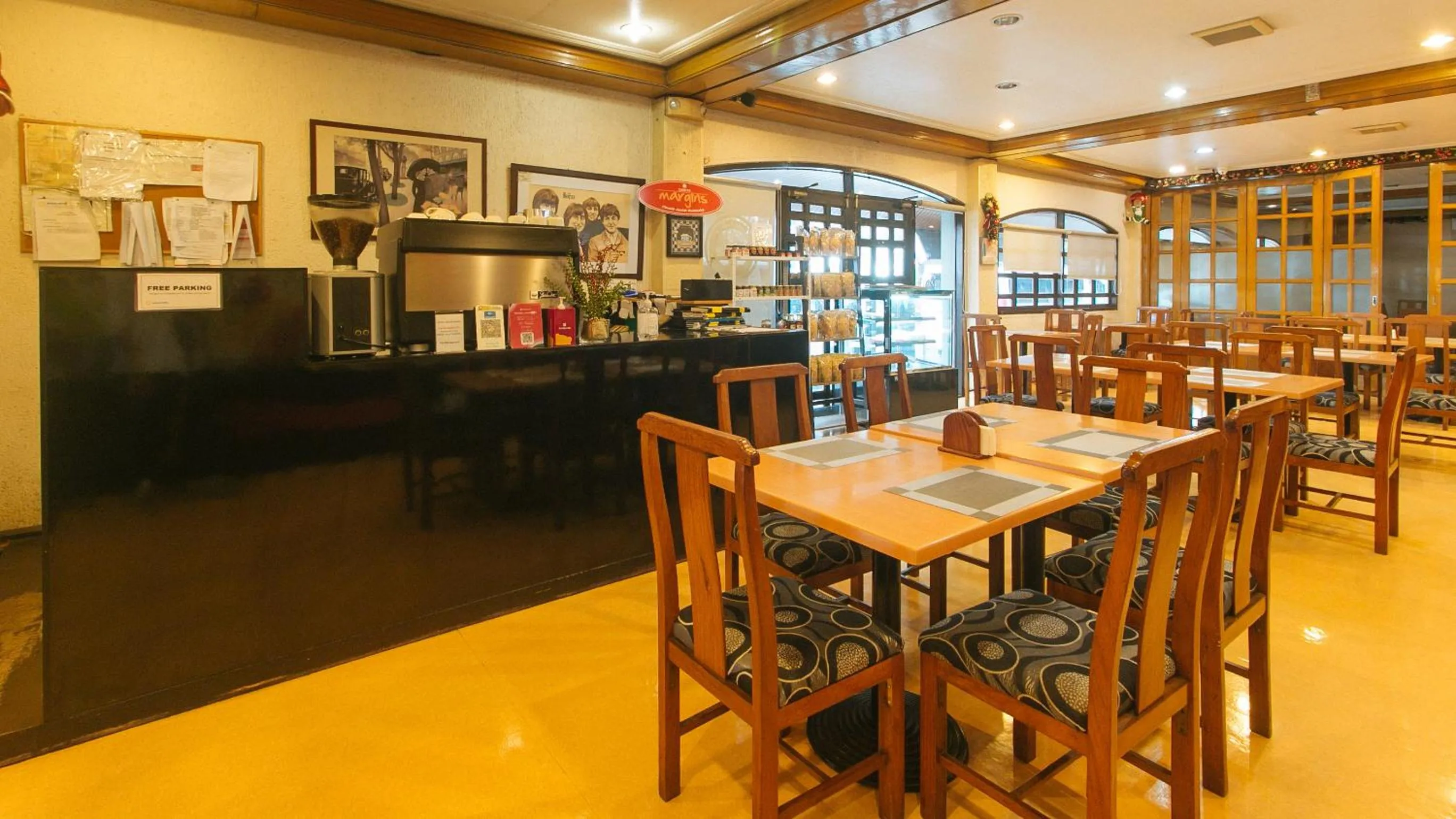 Coffee/tea facilities in Aloha Hotel Roxas Boulevard Manila