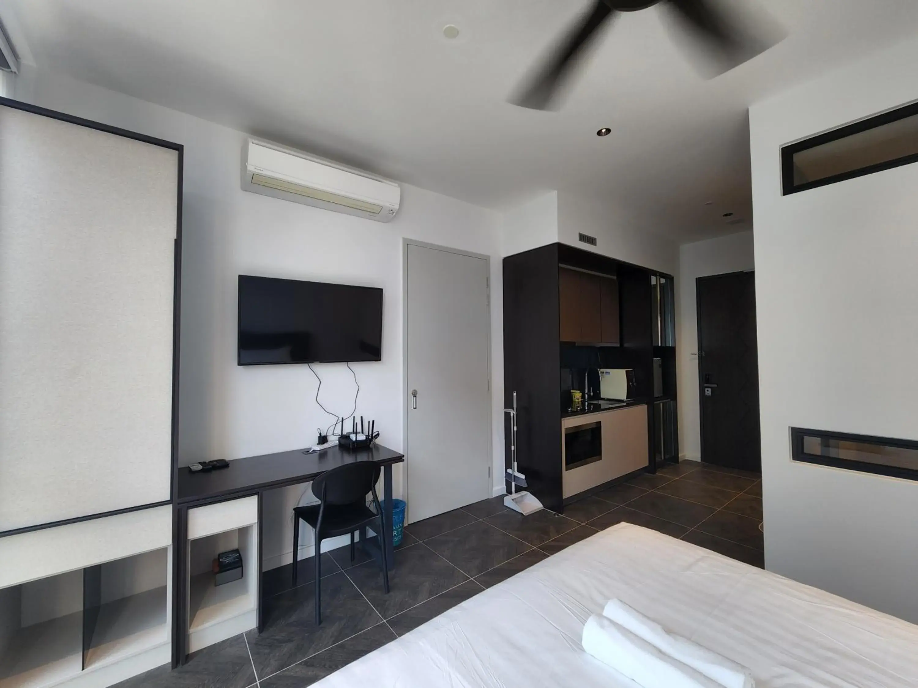 Bed in Infini Suites@ Scarletz Suites KLCC Bed in Infini Suites@ Scarletz Suites KLCC