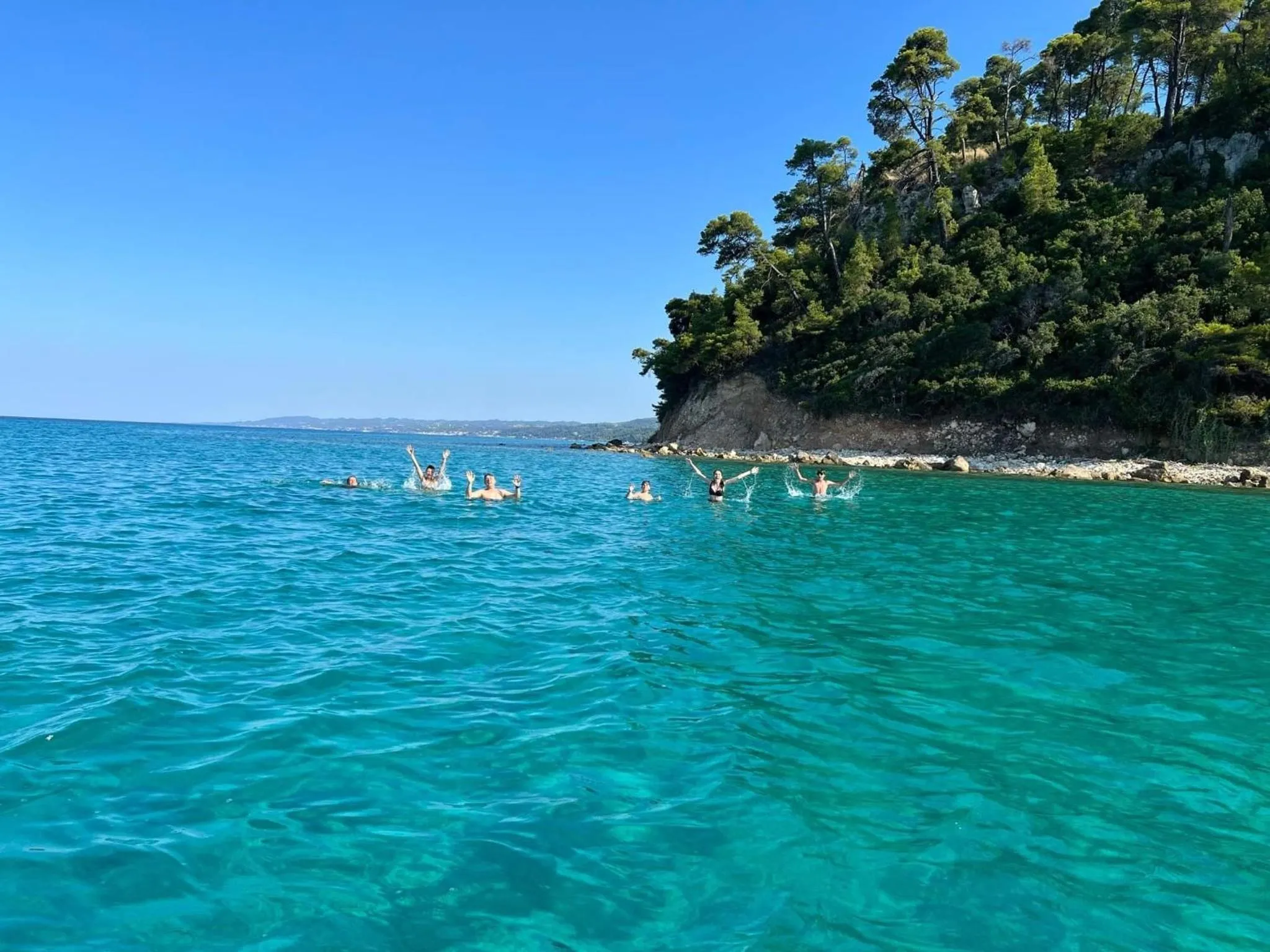 SUN RESIDENCE Exclusive Seaside Suites