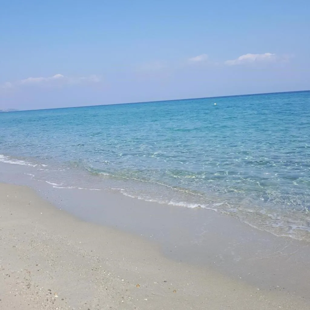 SUN RESIDENCE Exclusive Seaside Suites