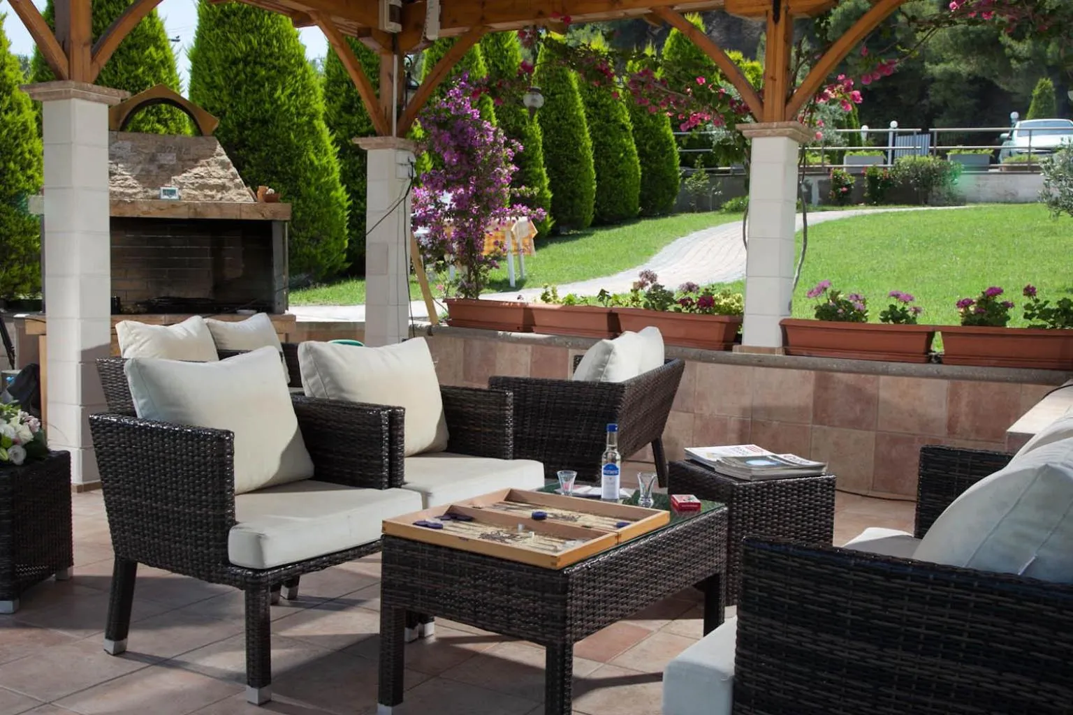 Lounge or bar in SUN RESIDENCE Exclusive Seaside Suites