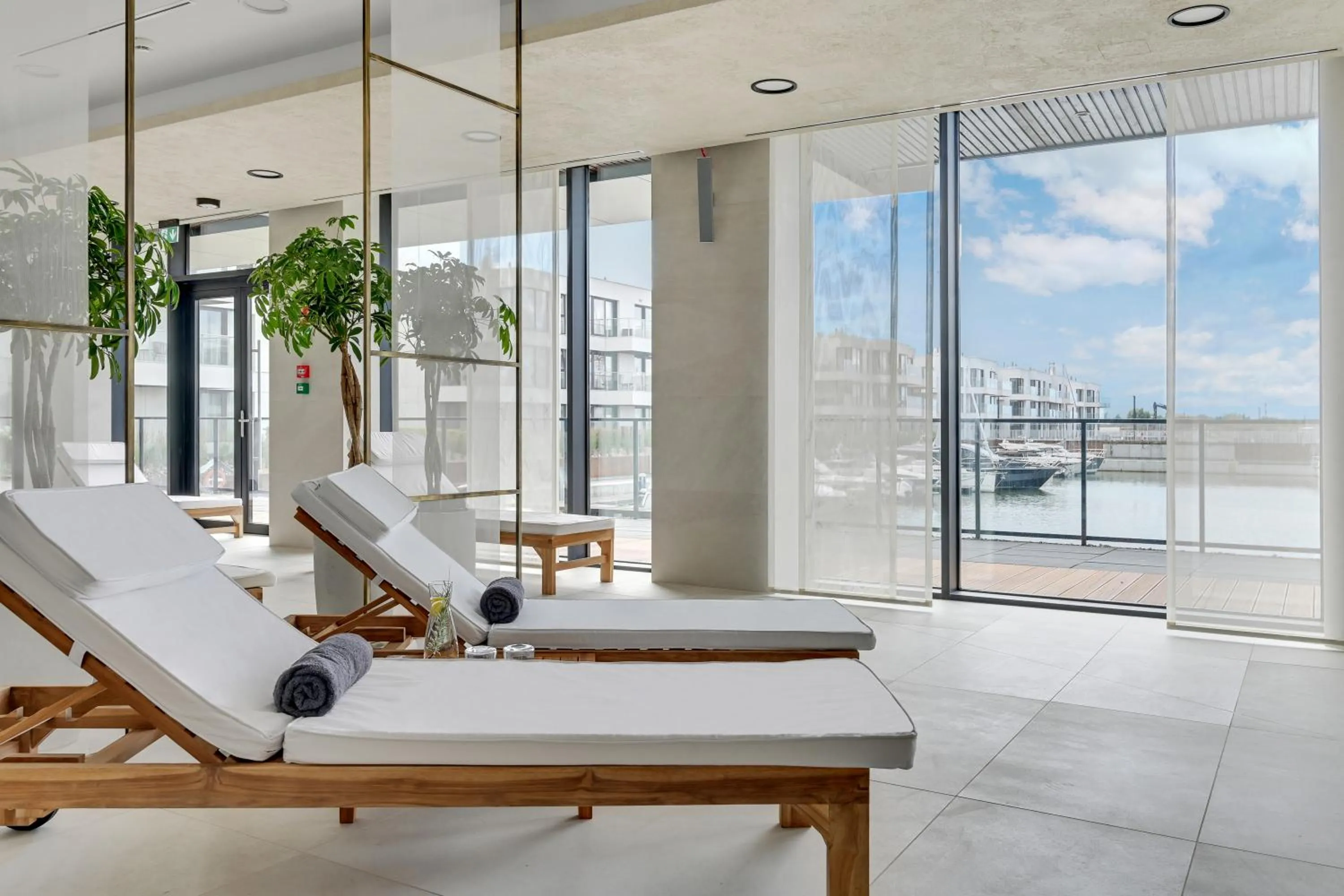 Swimming pool in GRANO HOTEL Solmarina