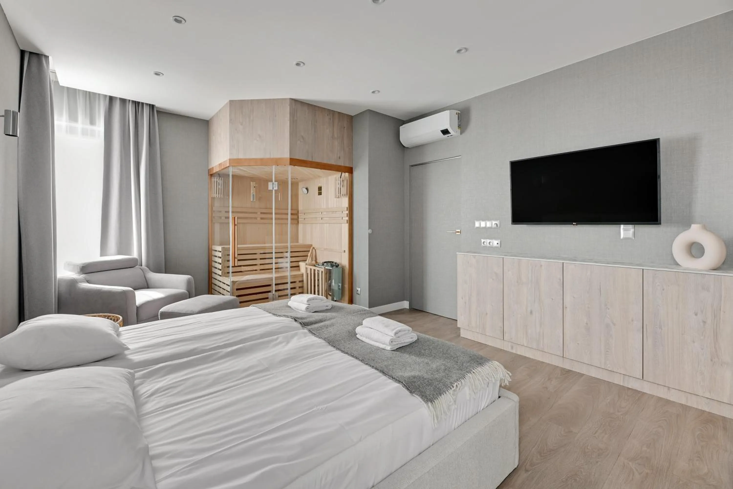 Bed in GRANO HOTEL Solmarina