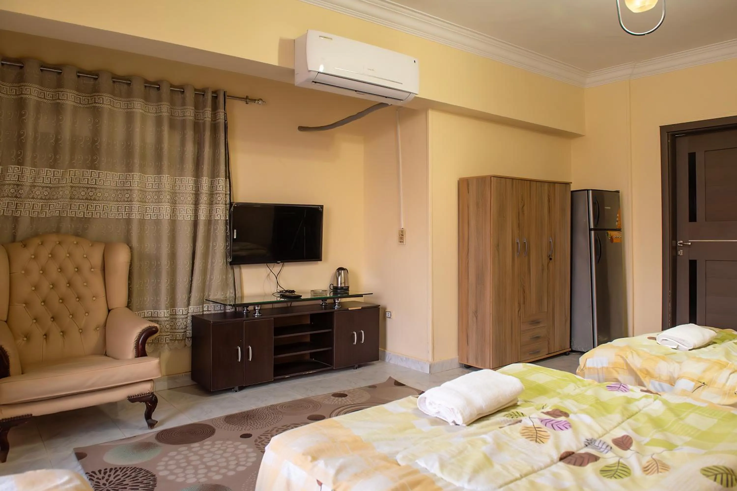 TV and multimedia, Bed in Pyramita Hotel