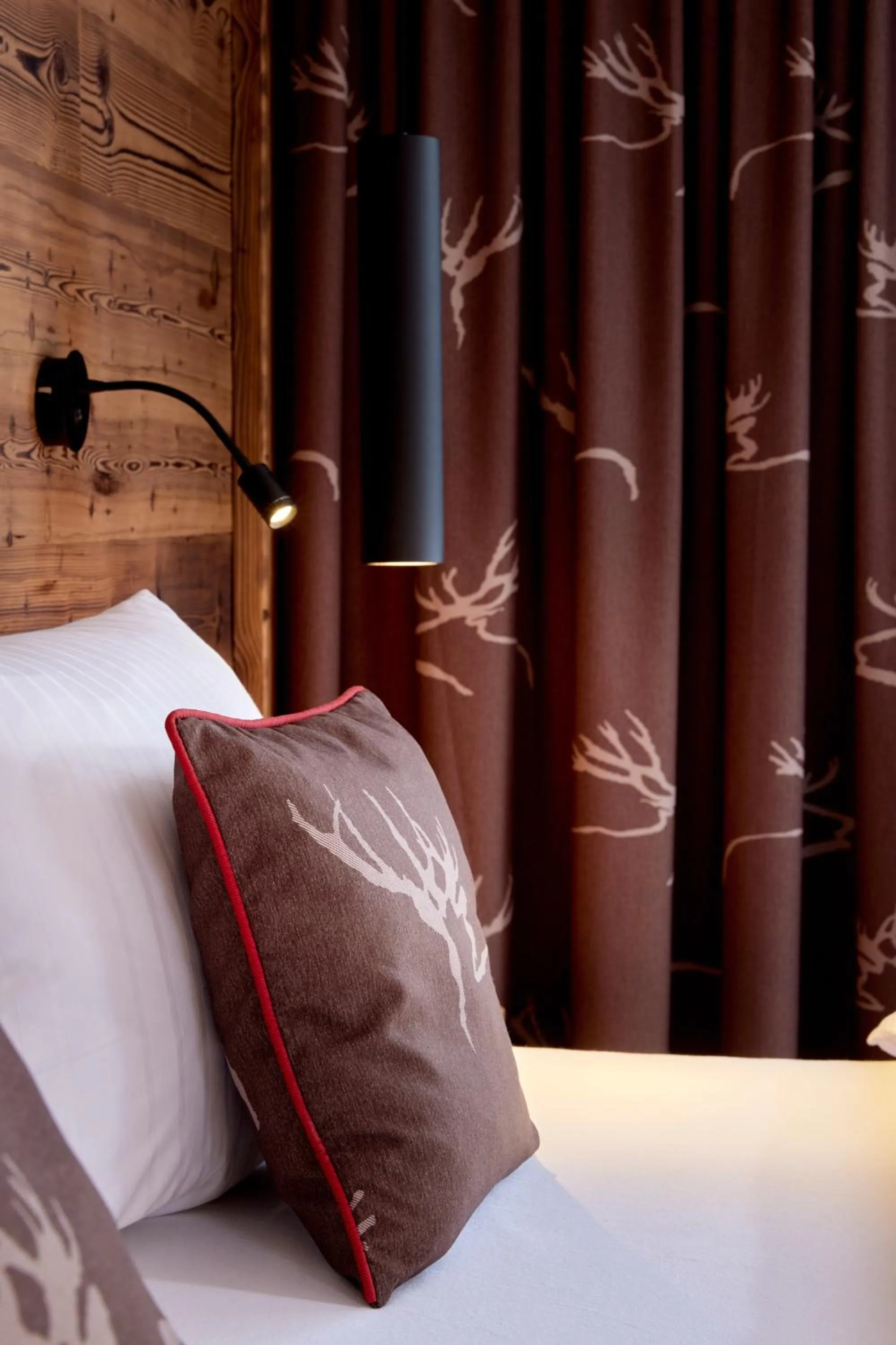 Bed in Maximilian Appartements