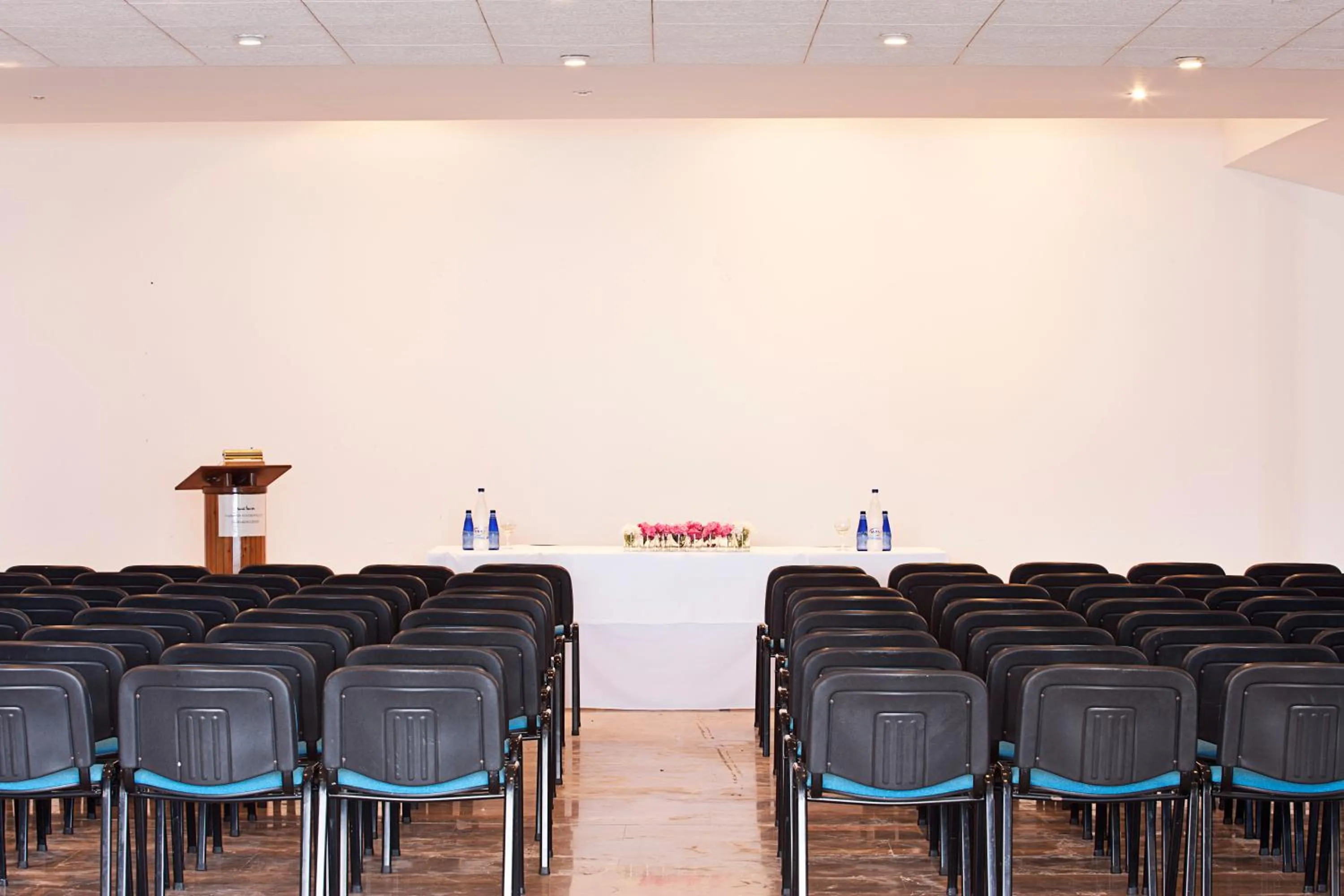 Business facilities in Kalamaki Beach Resort