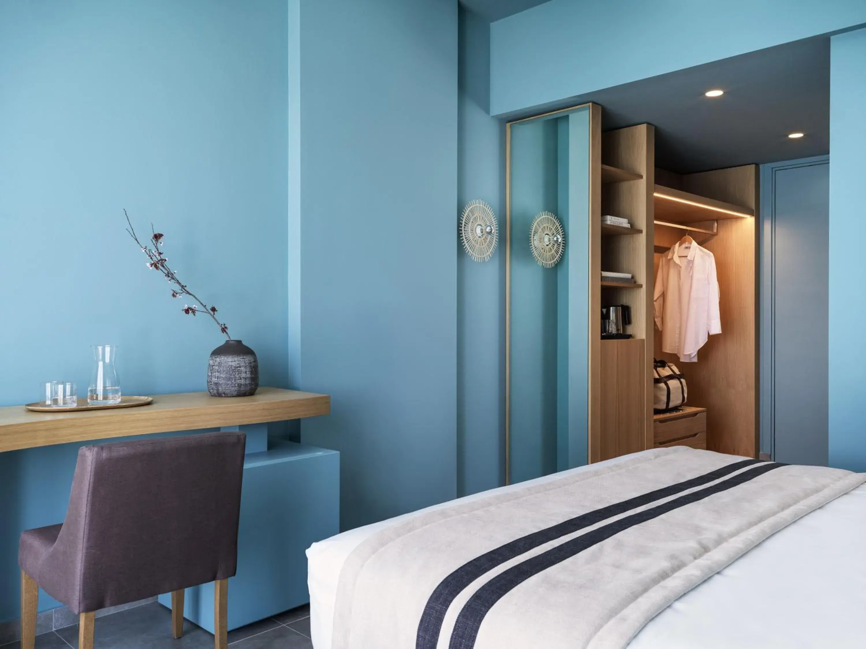 Photo of the whole room, Bed in Kalamaki Beach Resort Photo of the whole room, Bed in Kalamaki Beach Resort