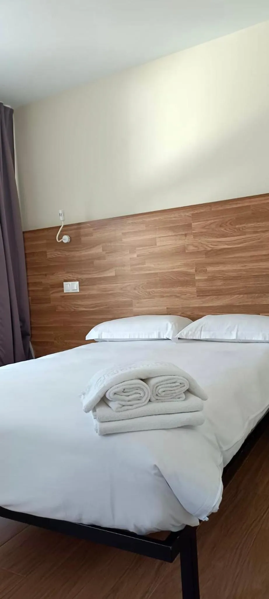 Bed in Apartahotel Golden Alcalá