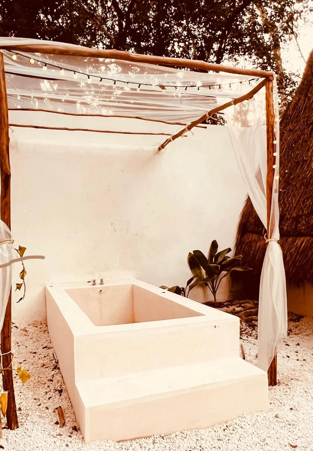 Hot Tub in Lodge Tzunum Jade