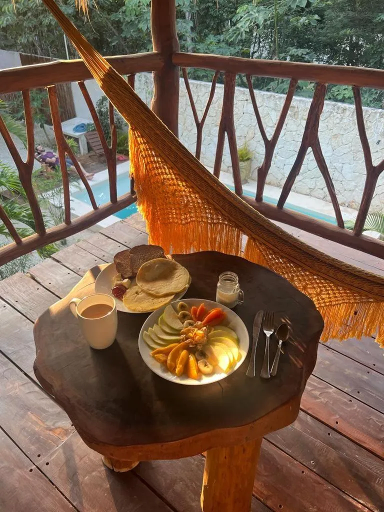 Breakfast in Lodge Tzunum Jade