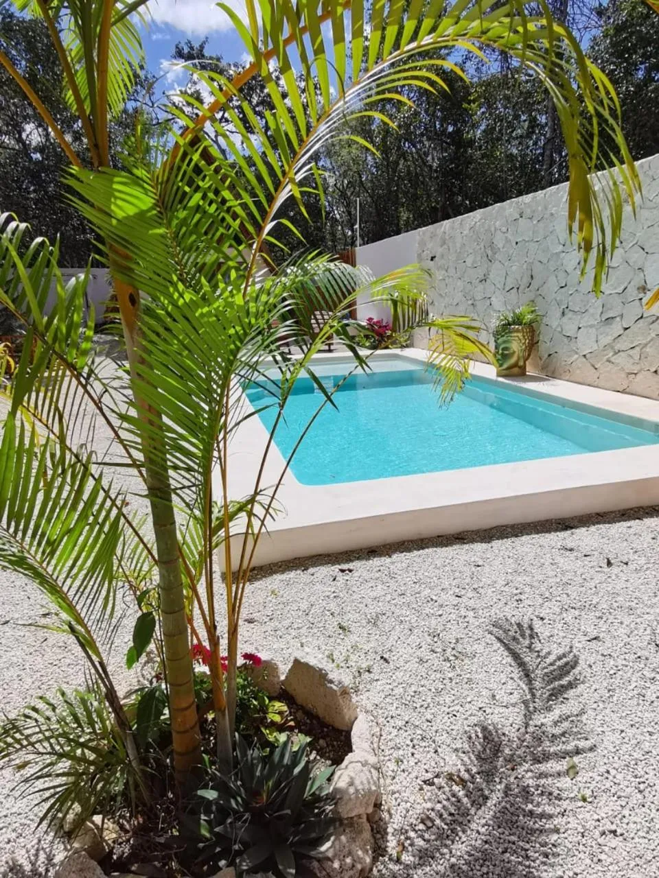 Garden view in Lodge Tzunum Jade