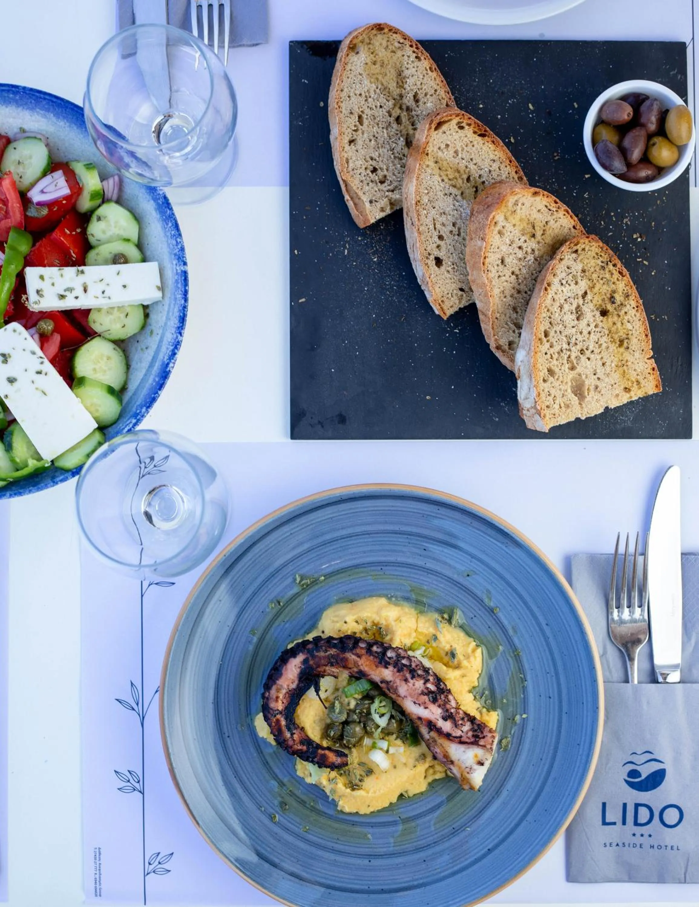 Restaurant/places to eat in Lido Hotel