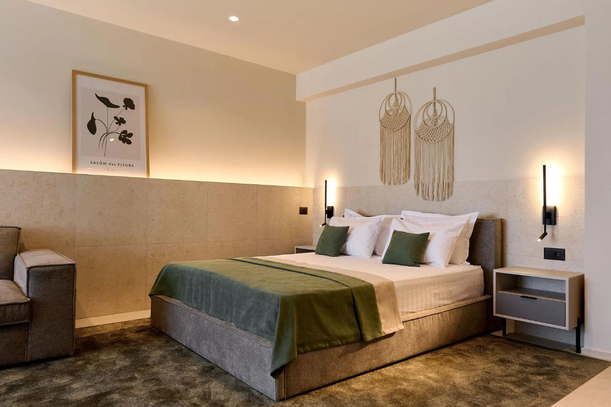 Bed in Alezzi Infinity Aparthotel & Spa