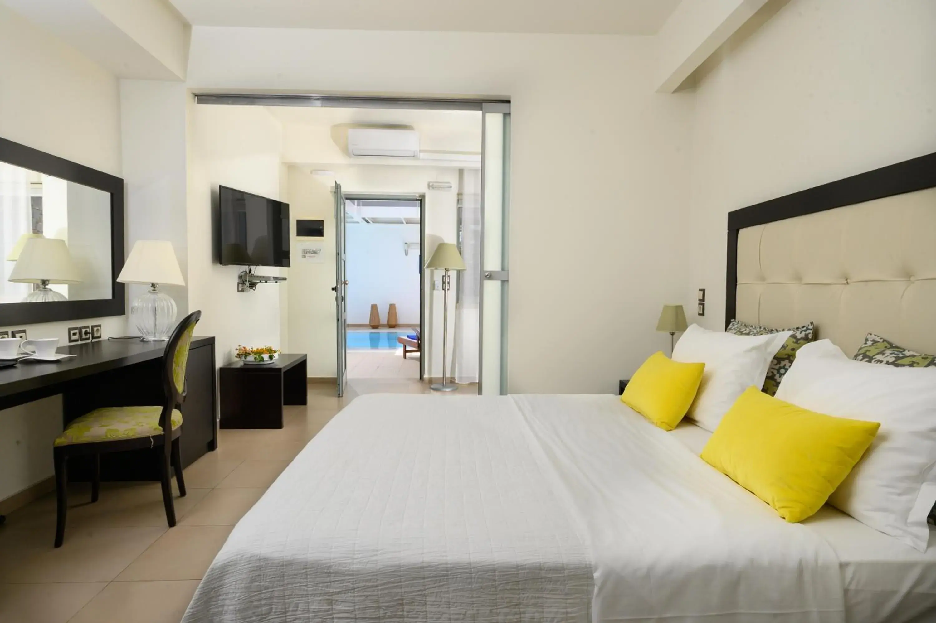 Photo of the whole room, Bed in Angela Suites Boutique Hotel Photo of the whole room, Bed in Angela Suites Boutique Hotel