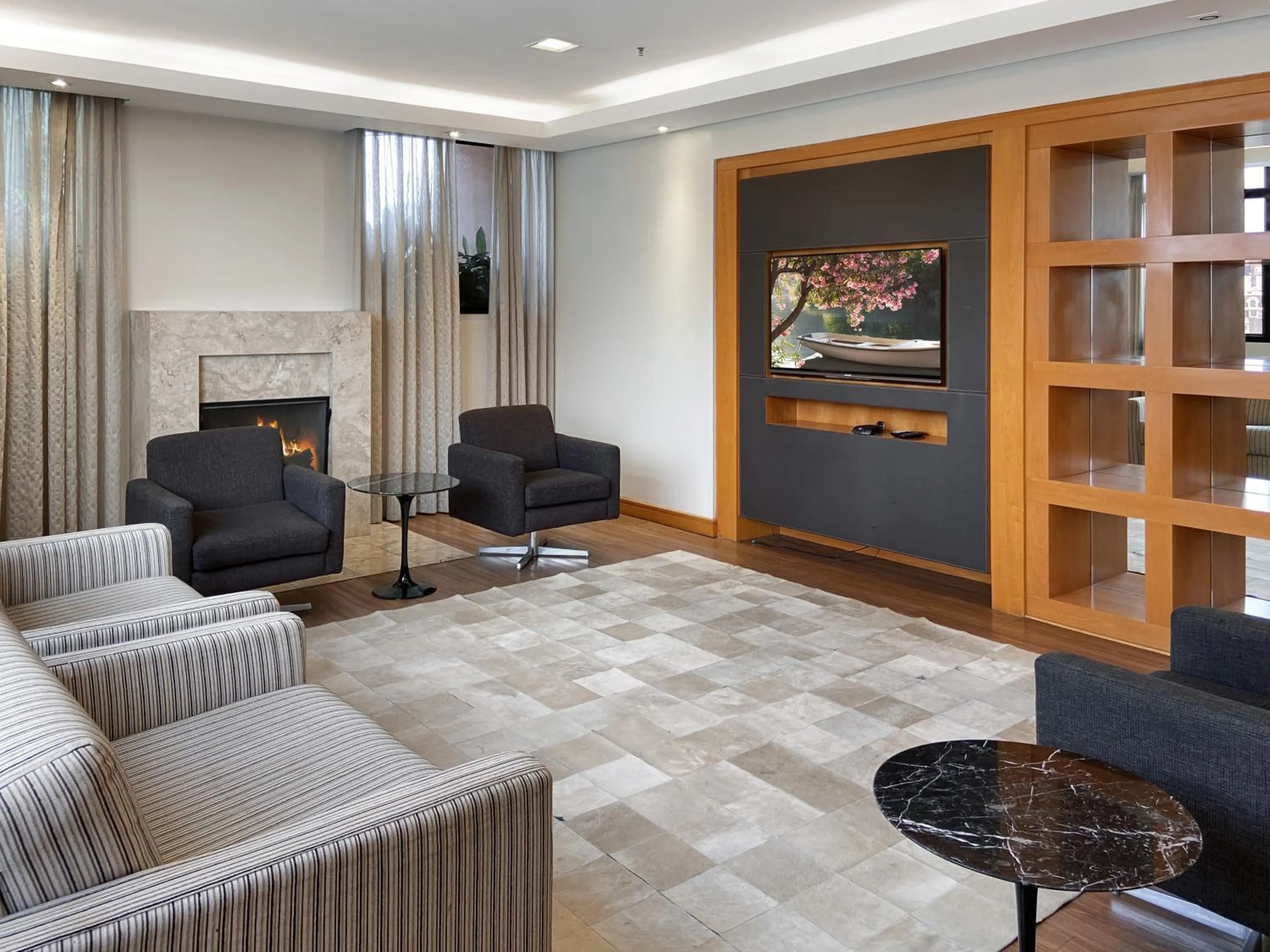 Communal lounge/ TV room in Hotel Corporativo na Faria Lima