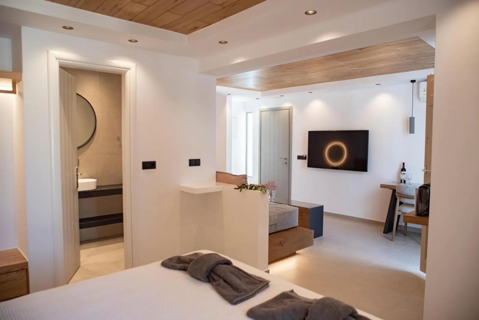 Bed in Hotel Naxos Beach