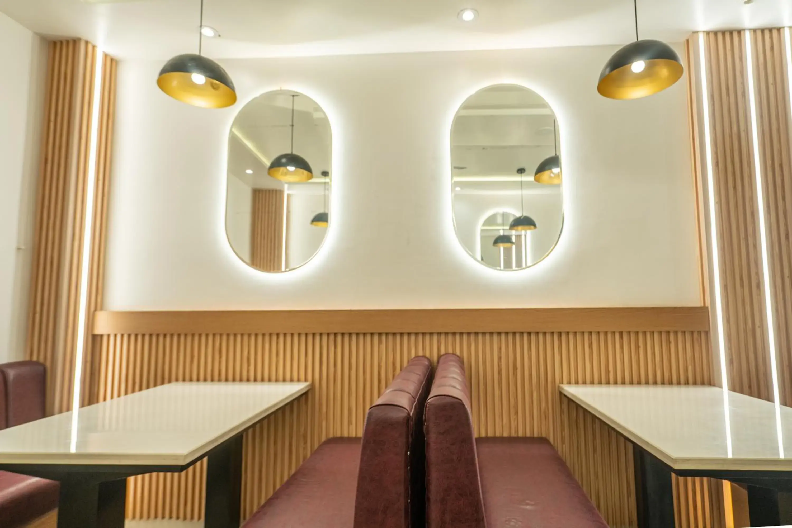 Restaurant/places to eat in Hotel The Vaishvik Restaurant/places to eat in Hotel The Vaishvik