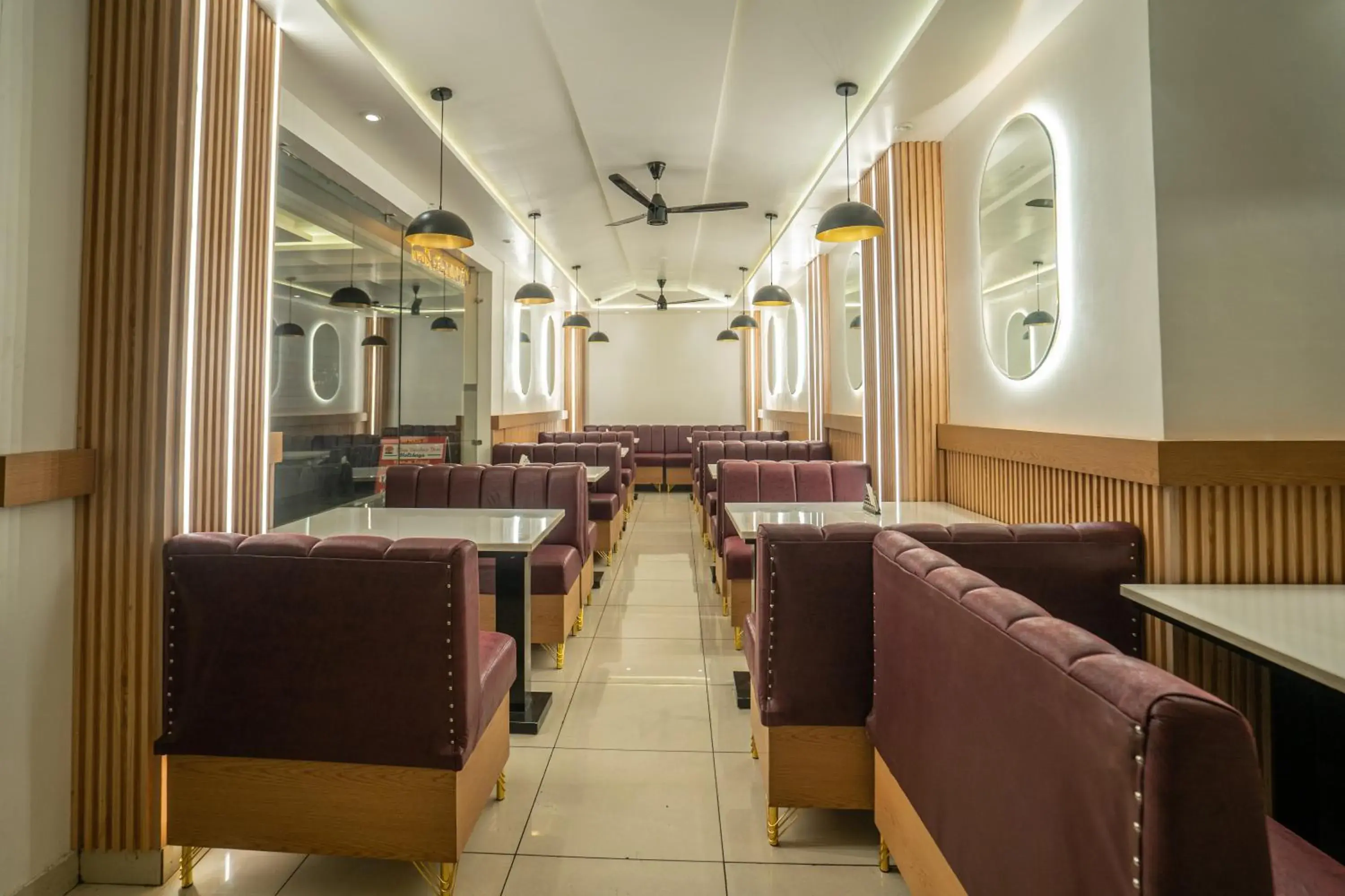 Restaurant/places to eat in Hotel The Vaishvik Restaurant/places to eat in Hotel The Vaishvik