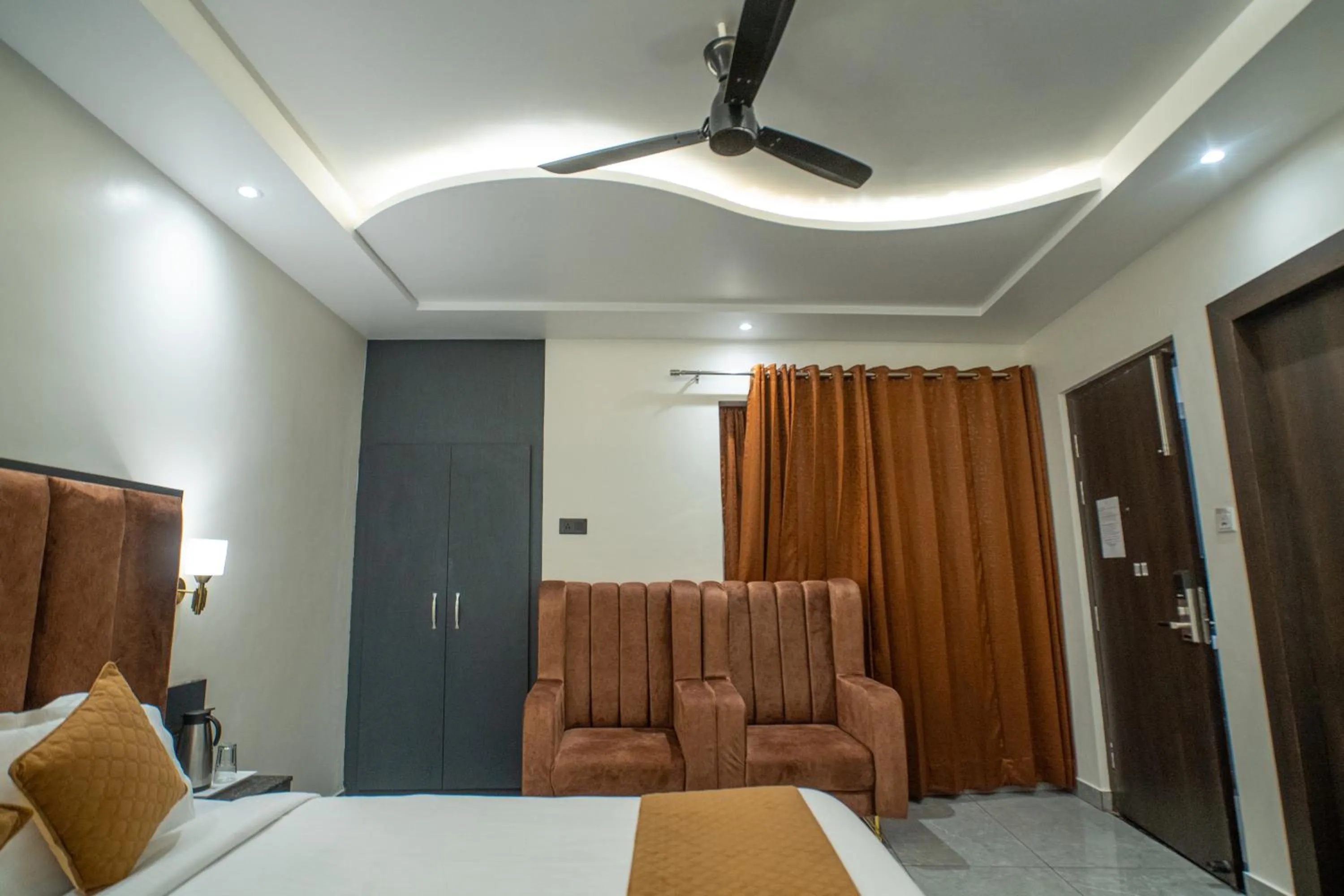 Bed in Hotel The Vaishvik