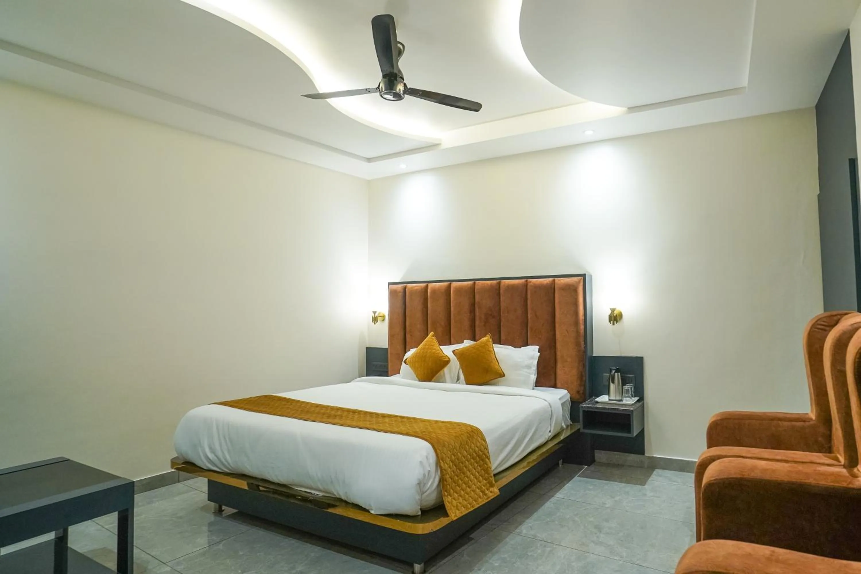 Bed in Hotel The Vaishvik