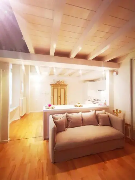 Gombruti14 Boutique Home Gombruti14 Boutique Home