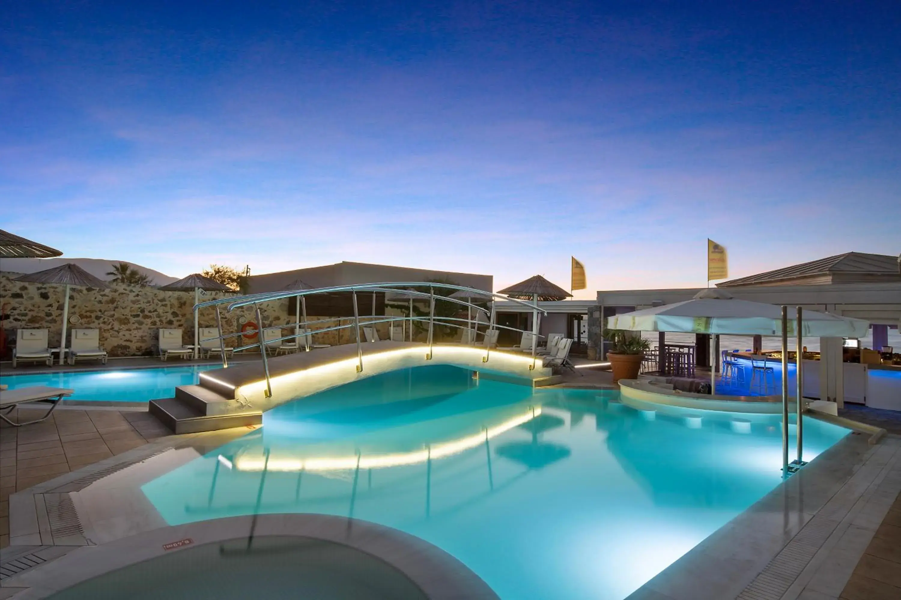 Swimming pool in Aeolos Beach Resort Swimming pool in Aeolos Beach Resort