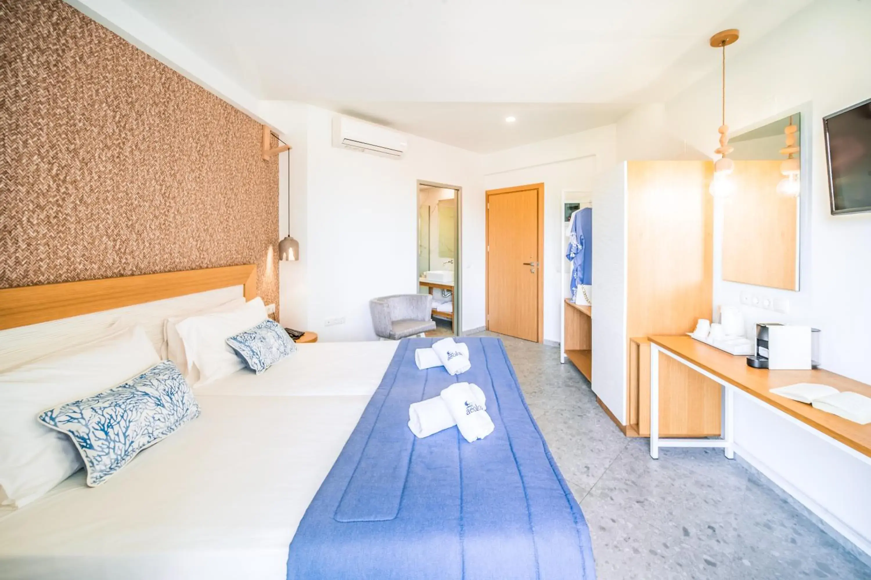 TV and multimedia, Bed in Aeolos Beach Resort TV and multimedia, Bed in Aeolos Beach Resort