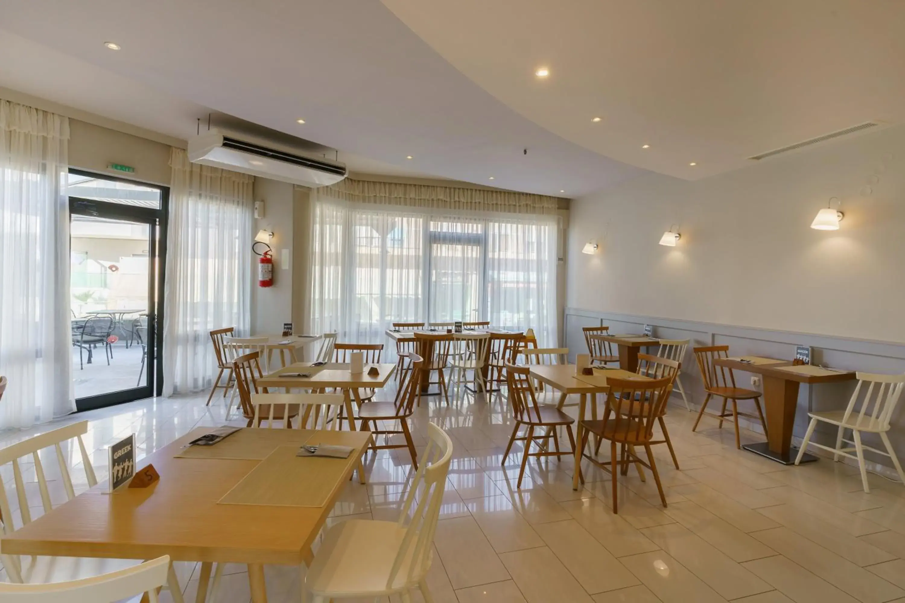 Restaurant/places to eat in Pearl Beach Restaurant/places to eat in Pearl Beach