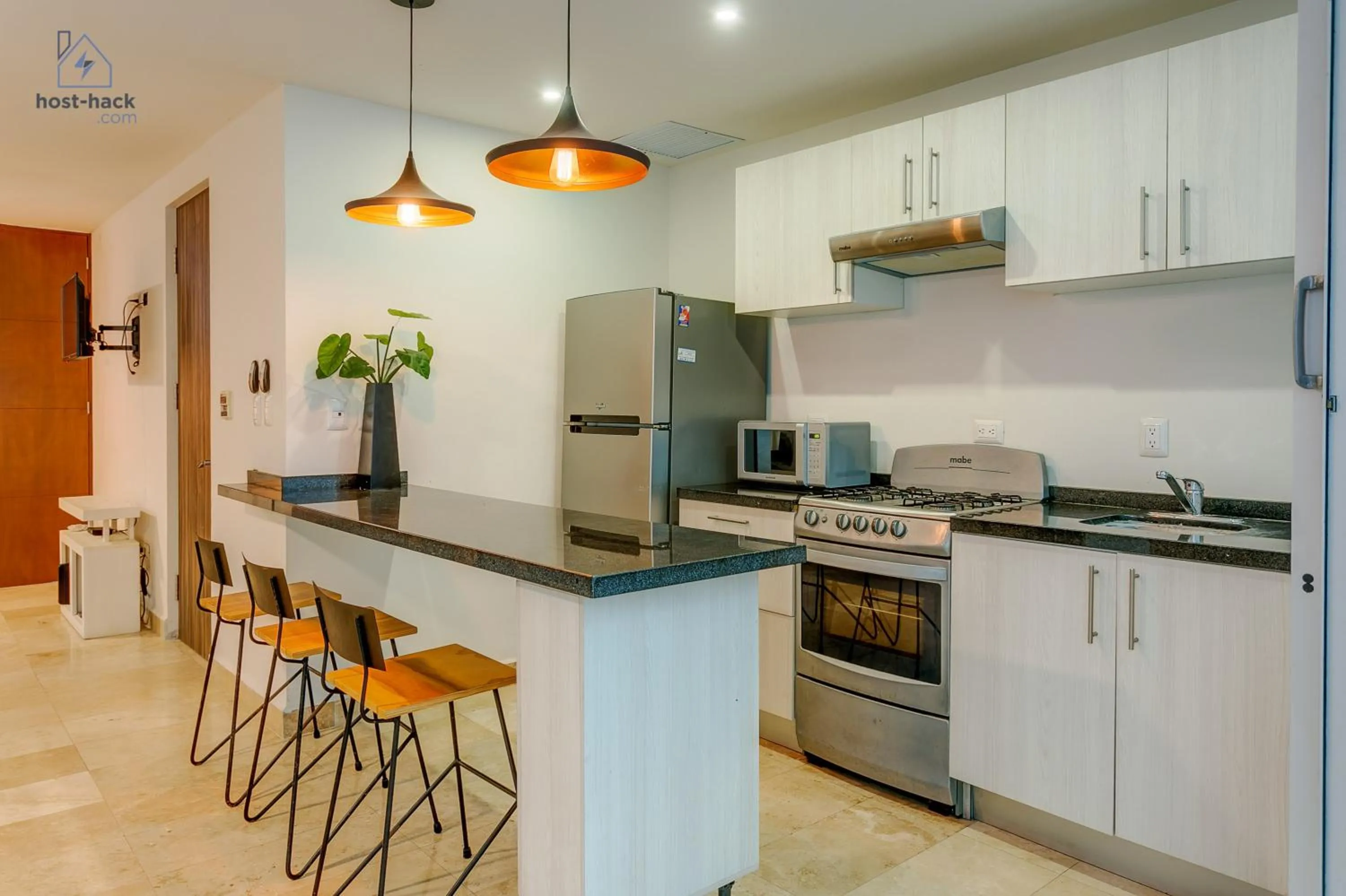 Kitchen or kitchenette in Aptartment with Patio, Rooftop & Pool Close to the Beach - Danzamar 2