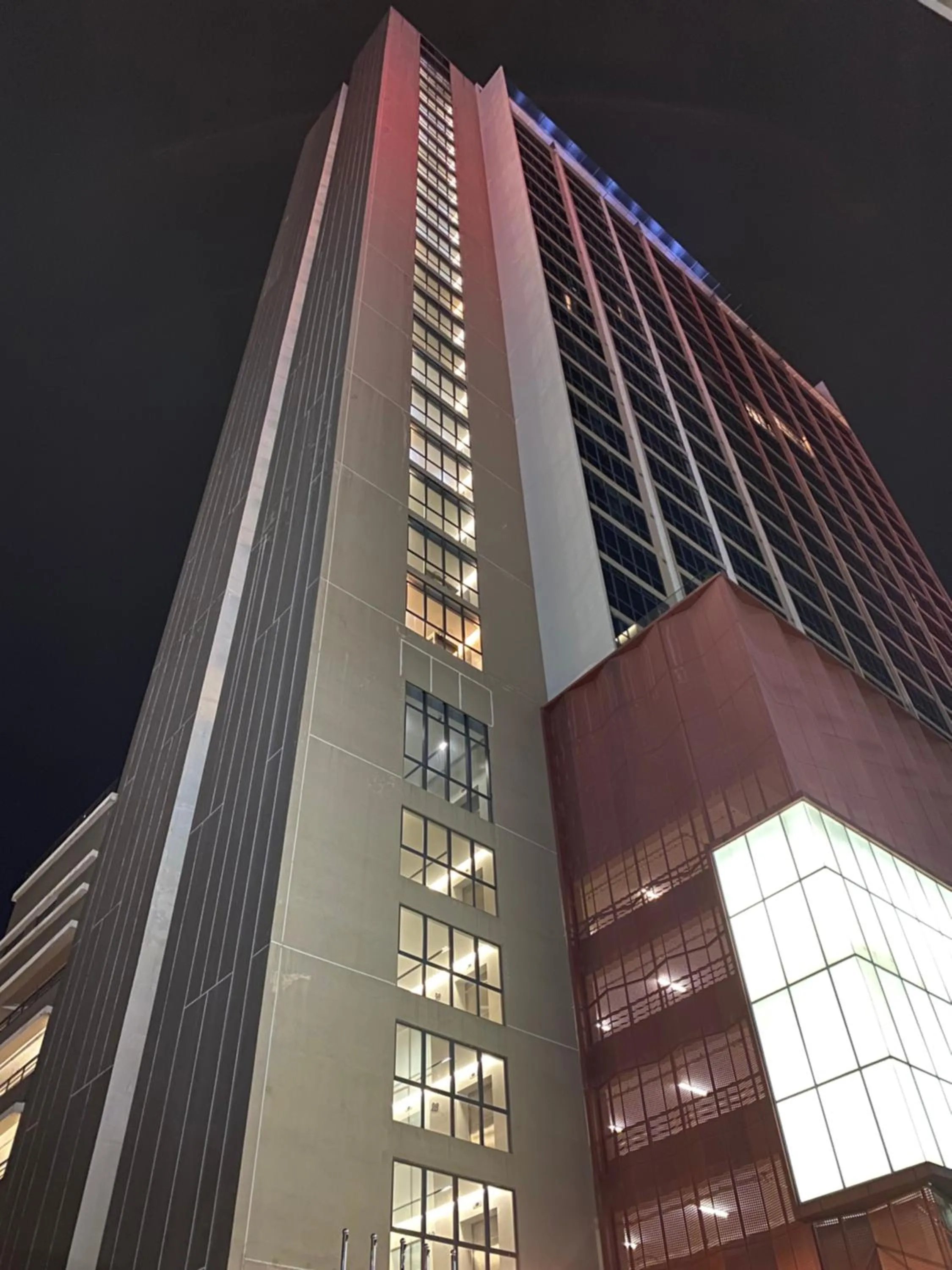 Property building in Amanjiwa 99R