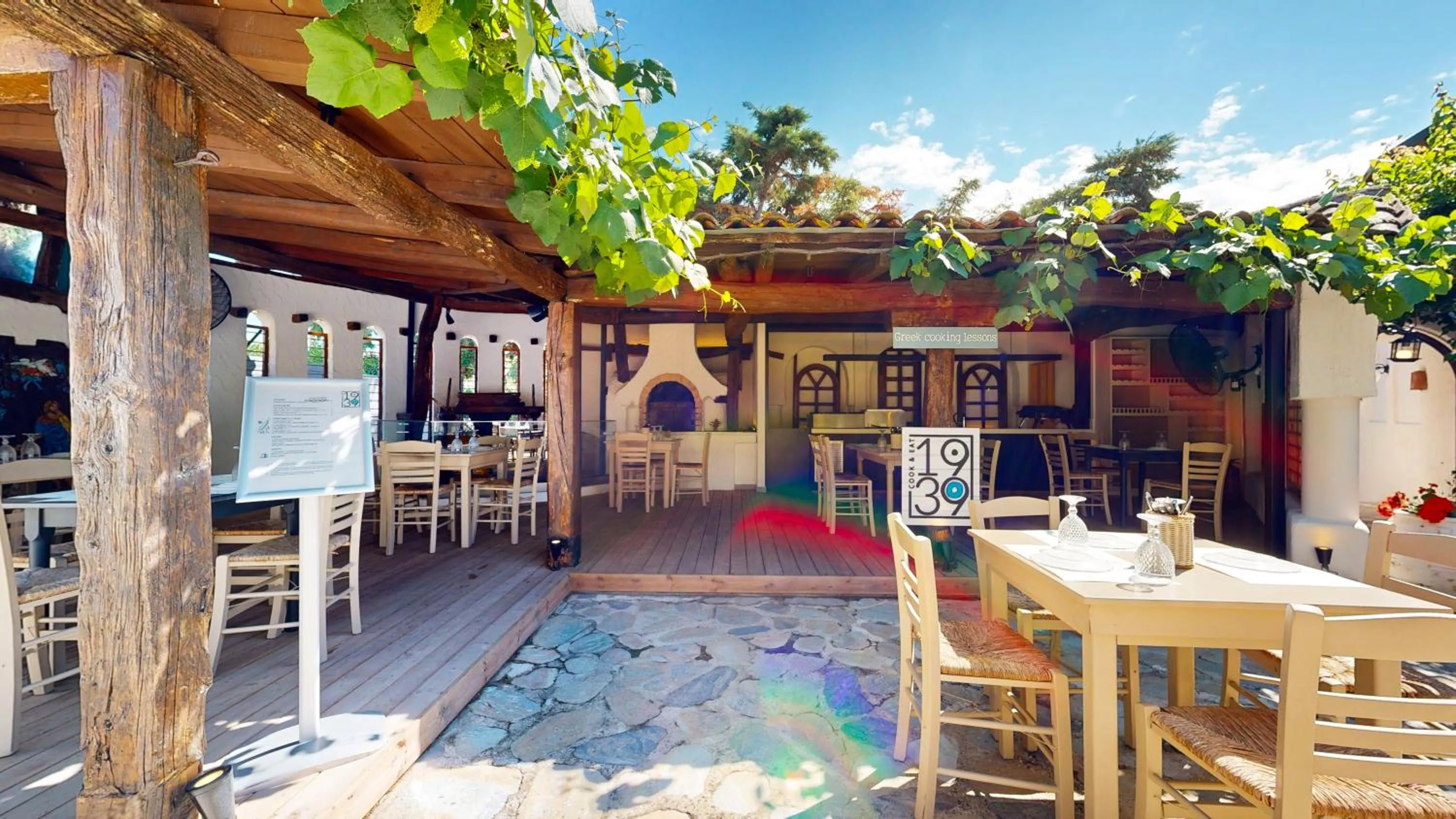 Restaurant/places to eat in Acrotel Athena Pallas & Residence