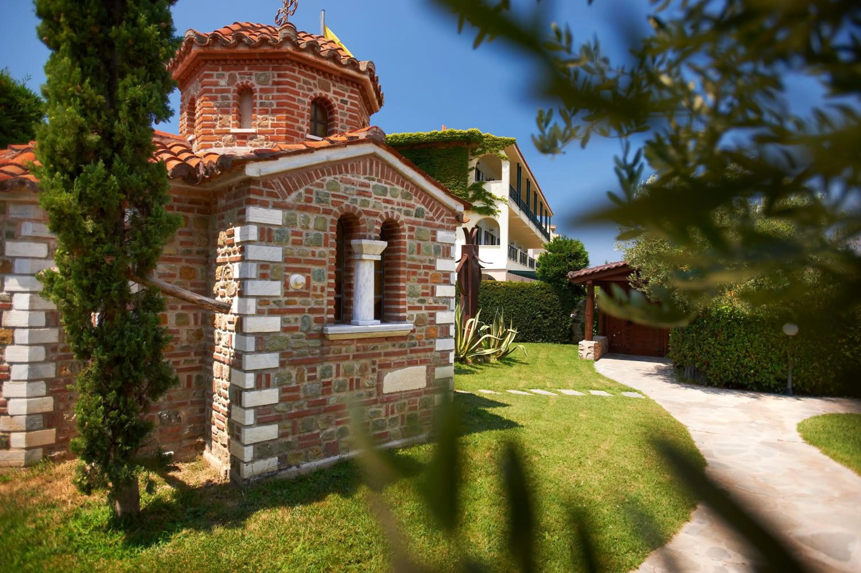 Area and facilities in Acrotel Athena Pallas & Residence