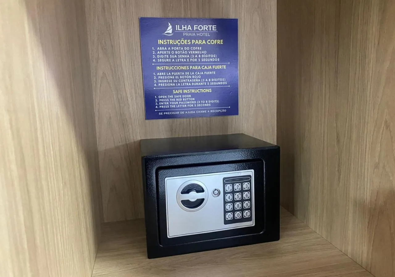 safe in Ilha Forte Praia Hotel