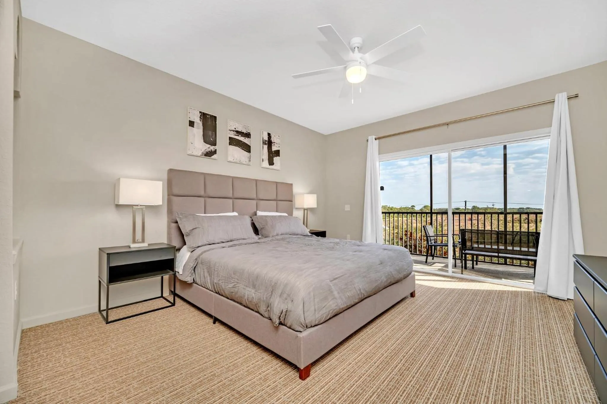 Bed in Condo w Pool, Games Room - Pet Friendly