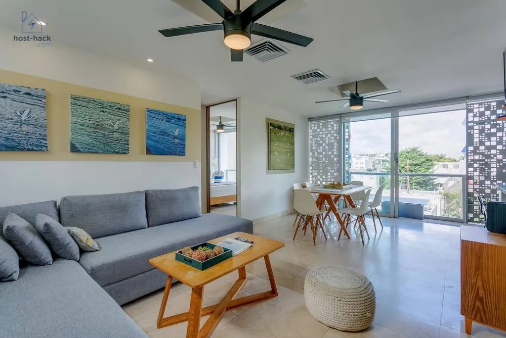 Living room in Danzamar 7, Modern Apartment 2 blocks away from 5th Avenue