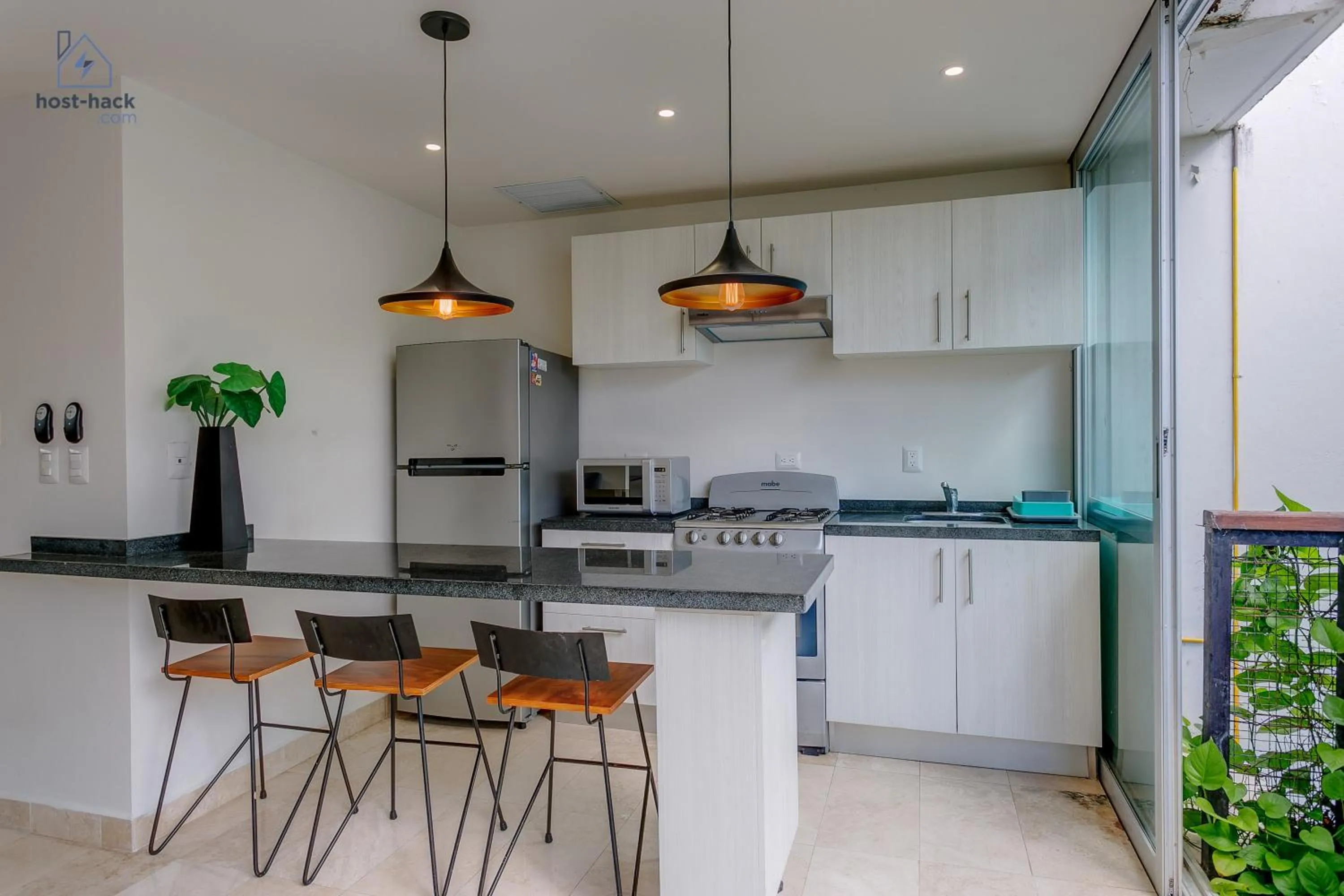 Kitchen or kitchenette in Peaceful Rooftop with Pool Close to the 5th Avenue - Danzamar 8