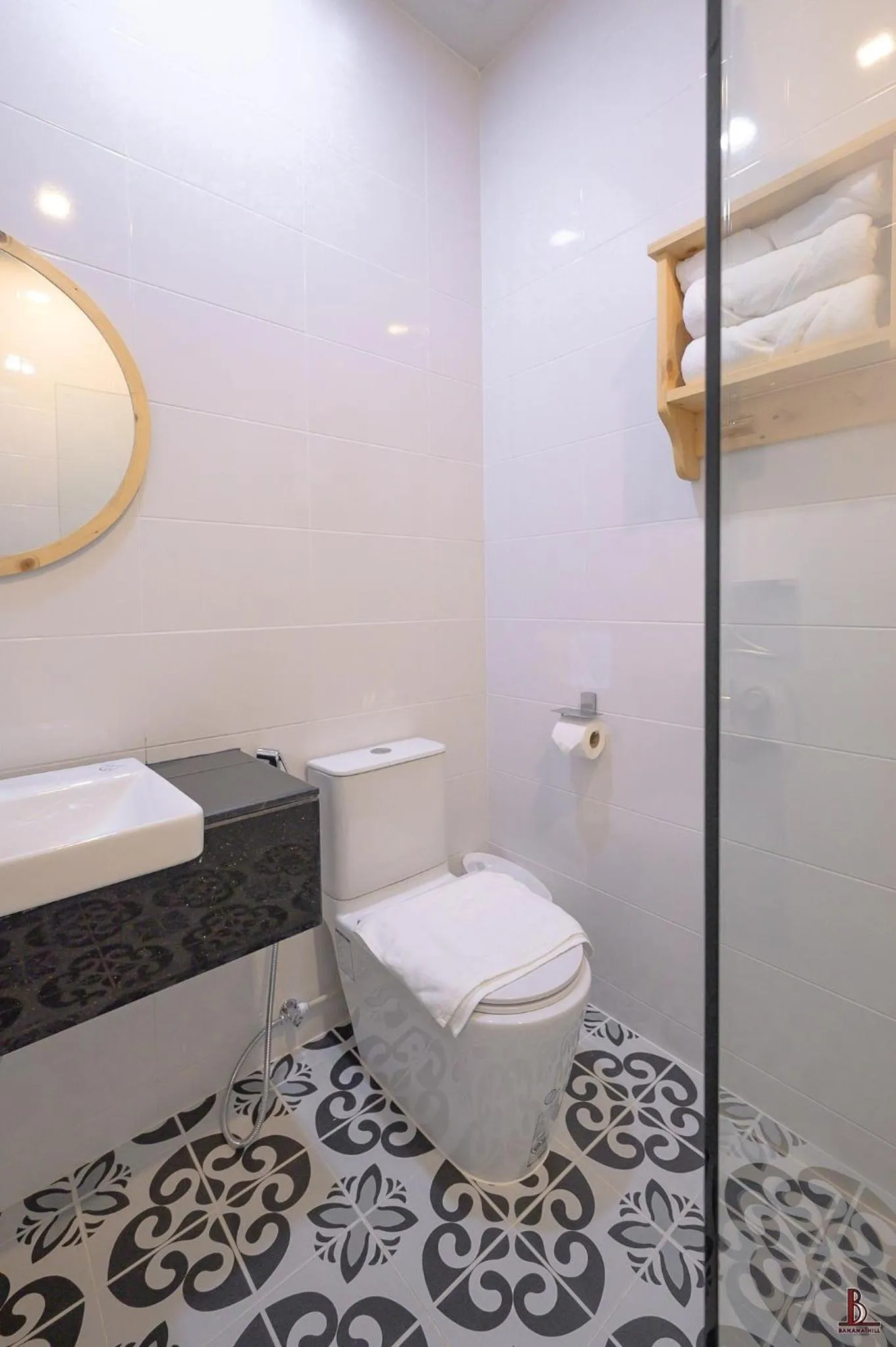 Shower in BananaHill