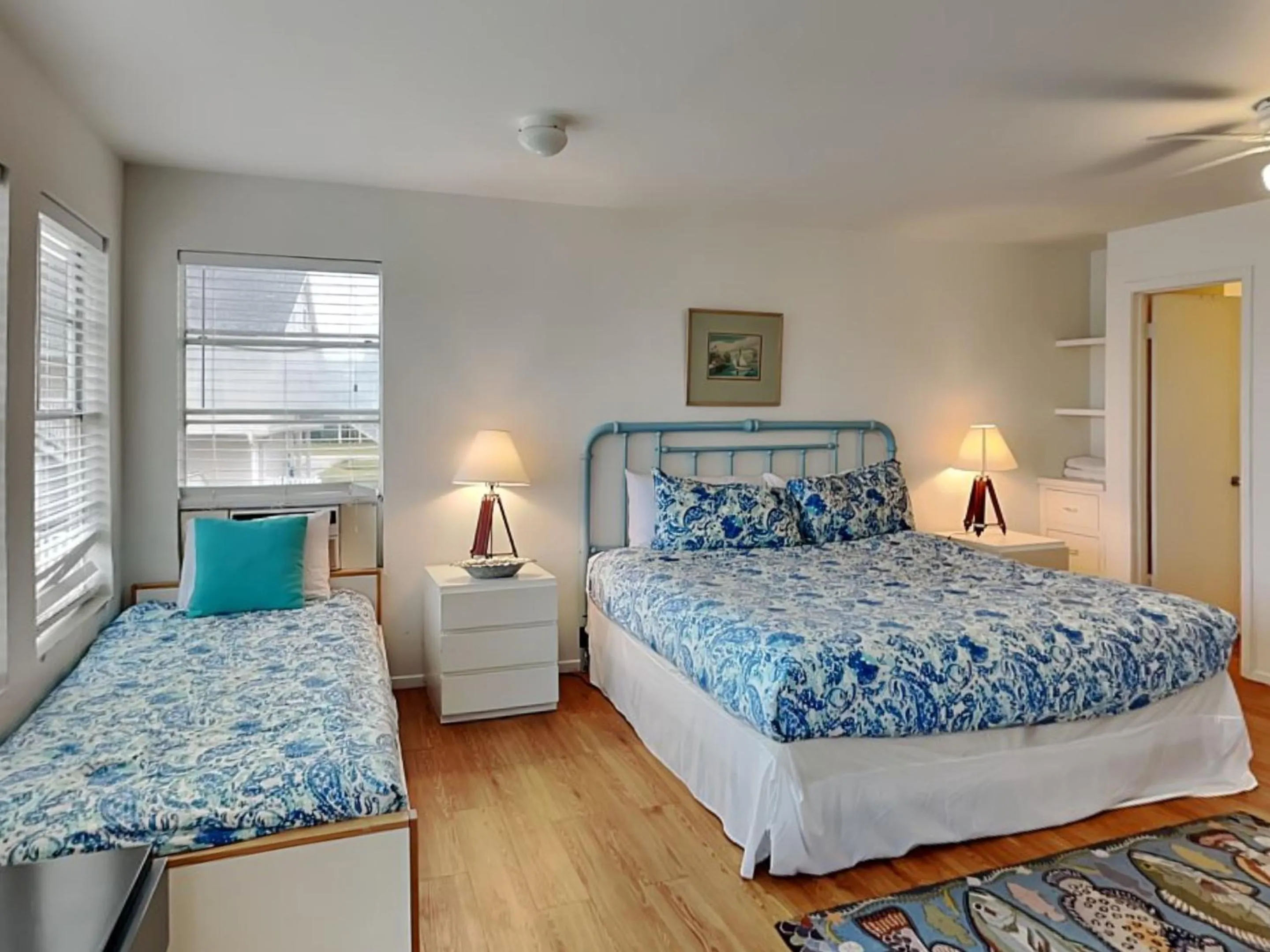 Bed in Shangri La La