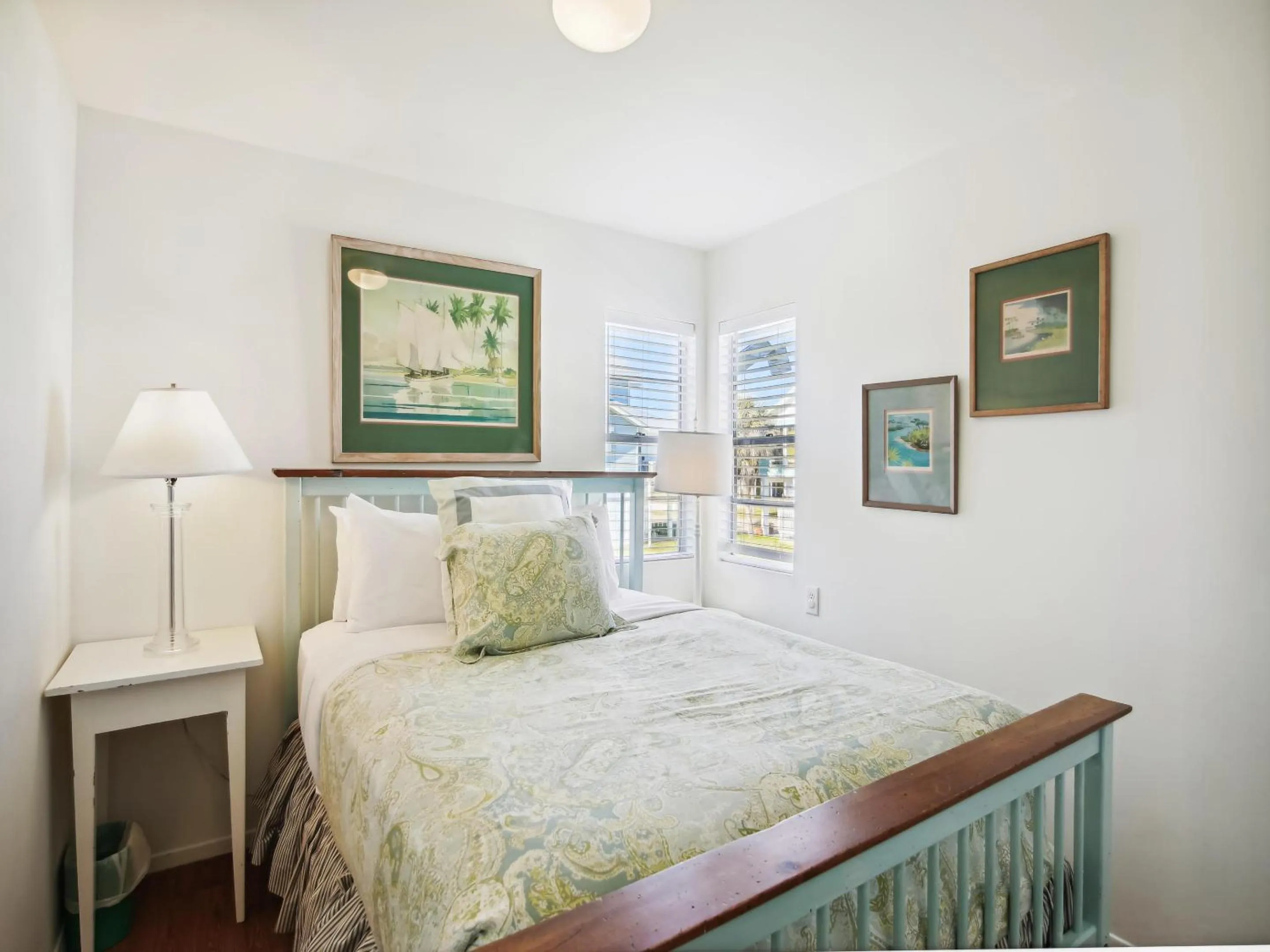 Property building, Bed in Shangri La La