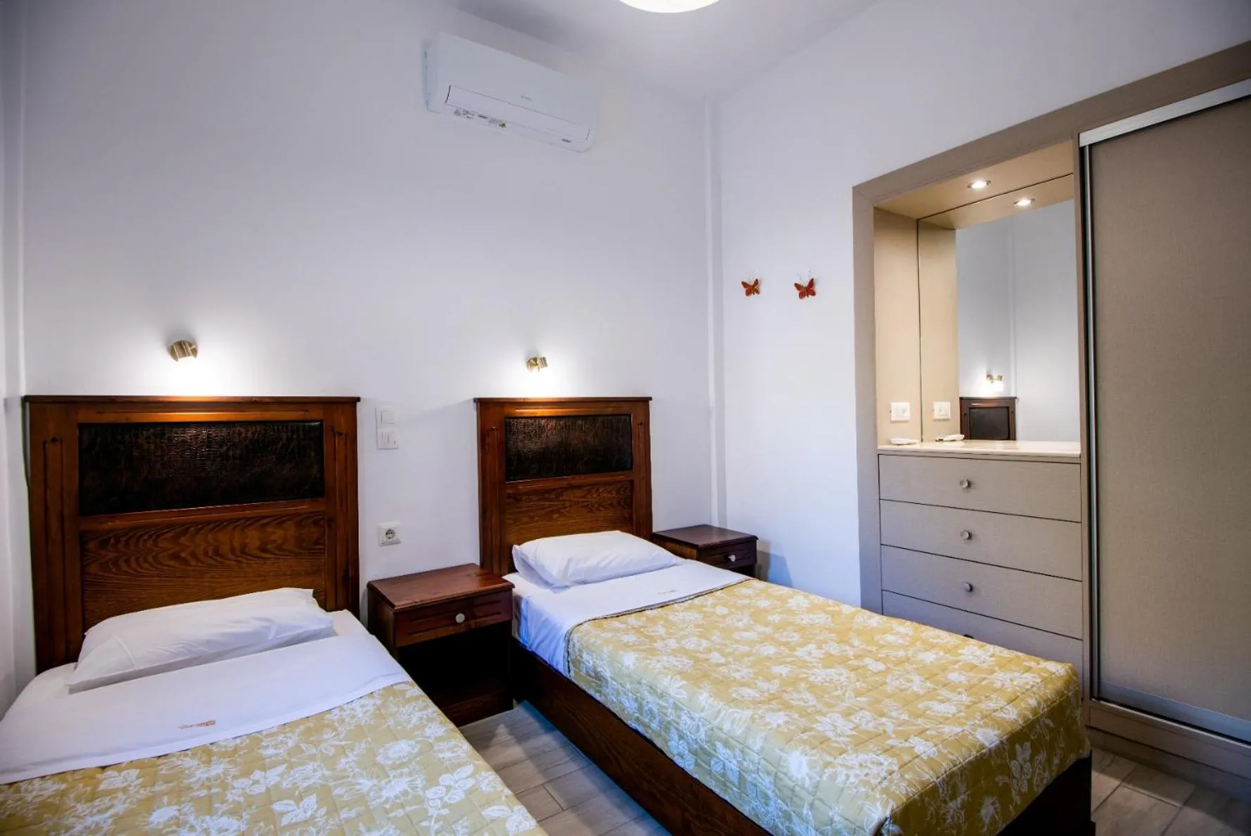 Bedroom, Bed in Vangelis Villas