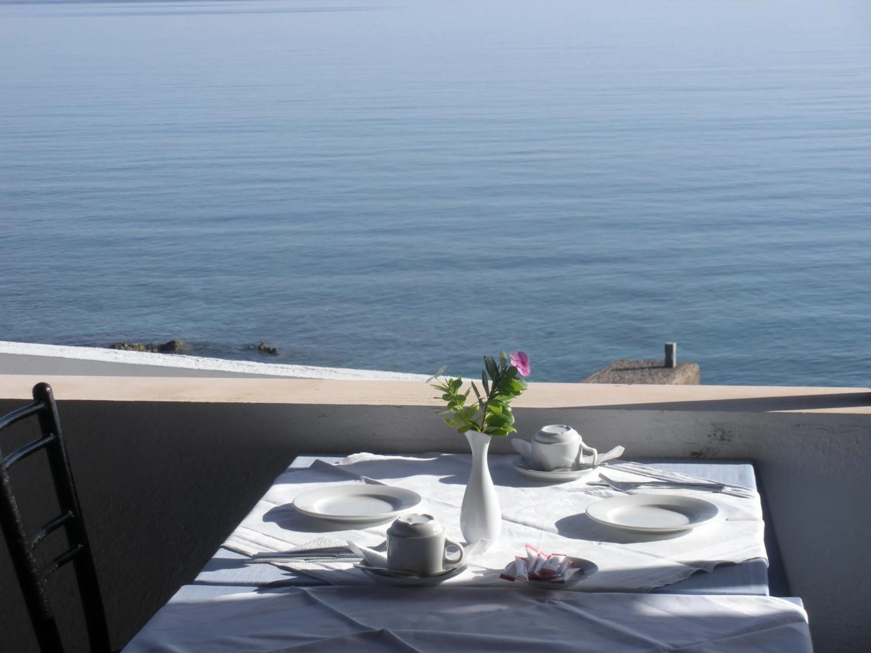 Restaurant/places to eat in Vangelis Villas