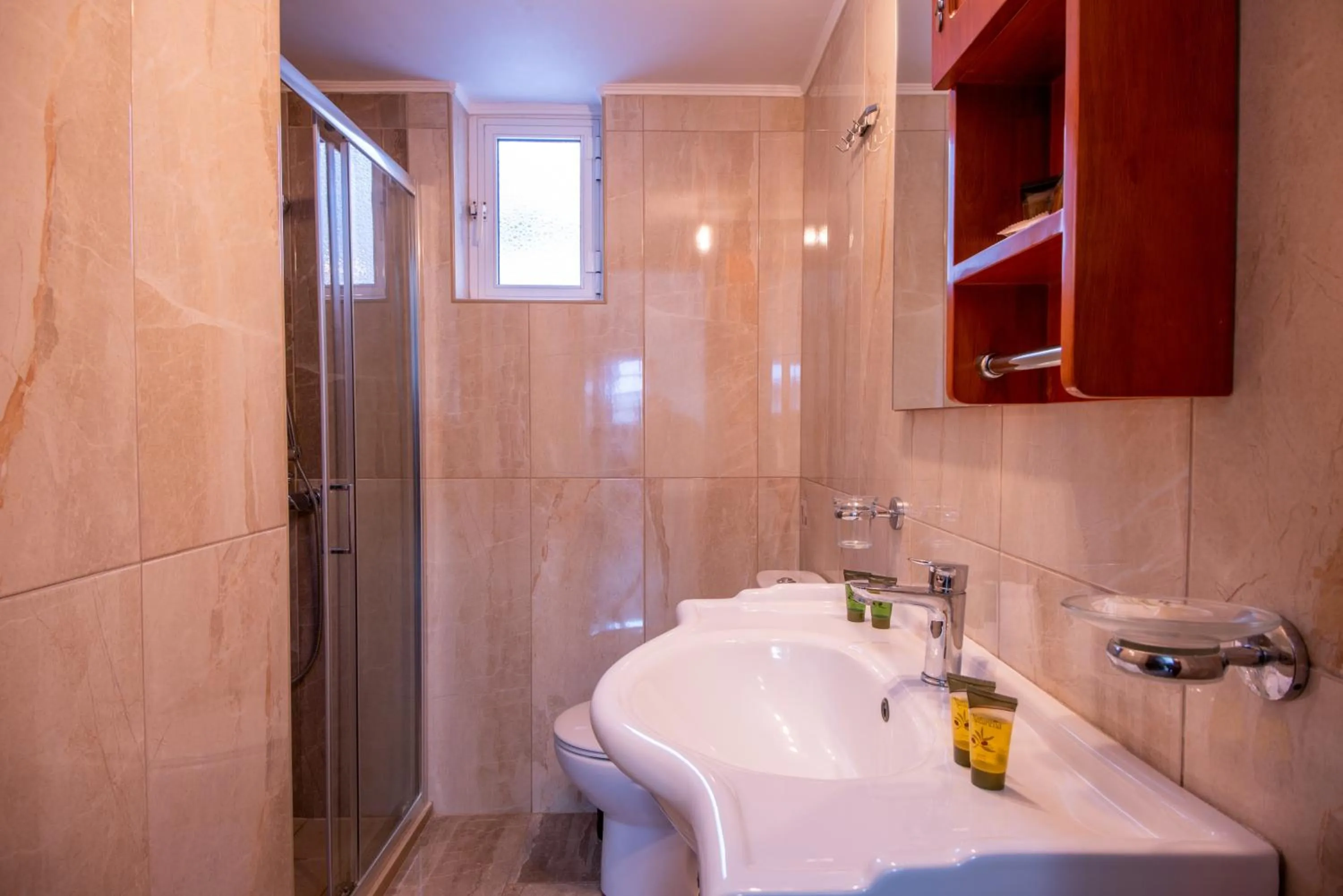 Toilet in Vangelis Villas