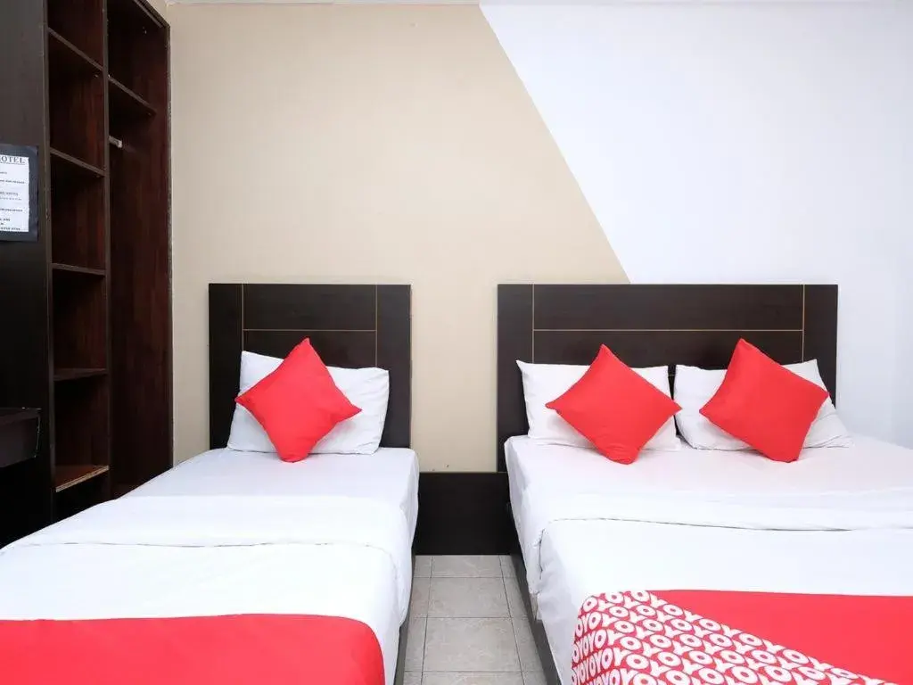 Bedroom, Bed in MRJ Hotel Wakaf Che Yeh 2 Bedroom, Bed in MRJ Hotel Wakaf Che Yeh 2