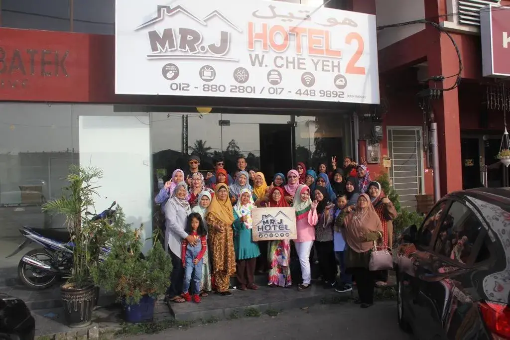 View (from property/room) in MRJ Hotel Wakaf Che Yeh 2 View (from property/room) in MRJ Hotel Wakaf Che Yeh 2