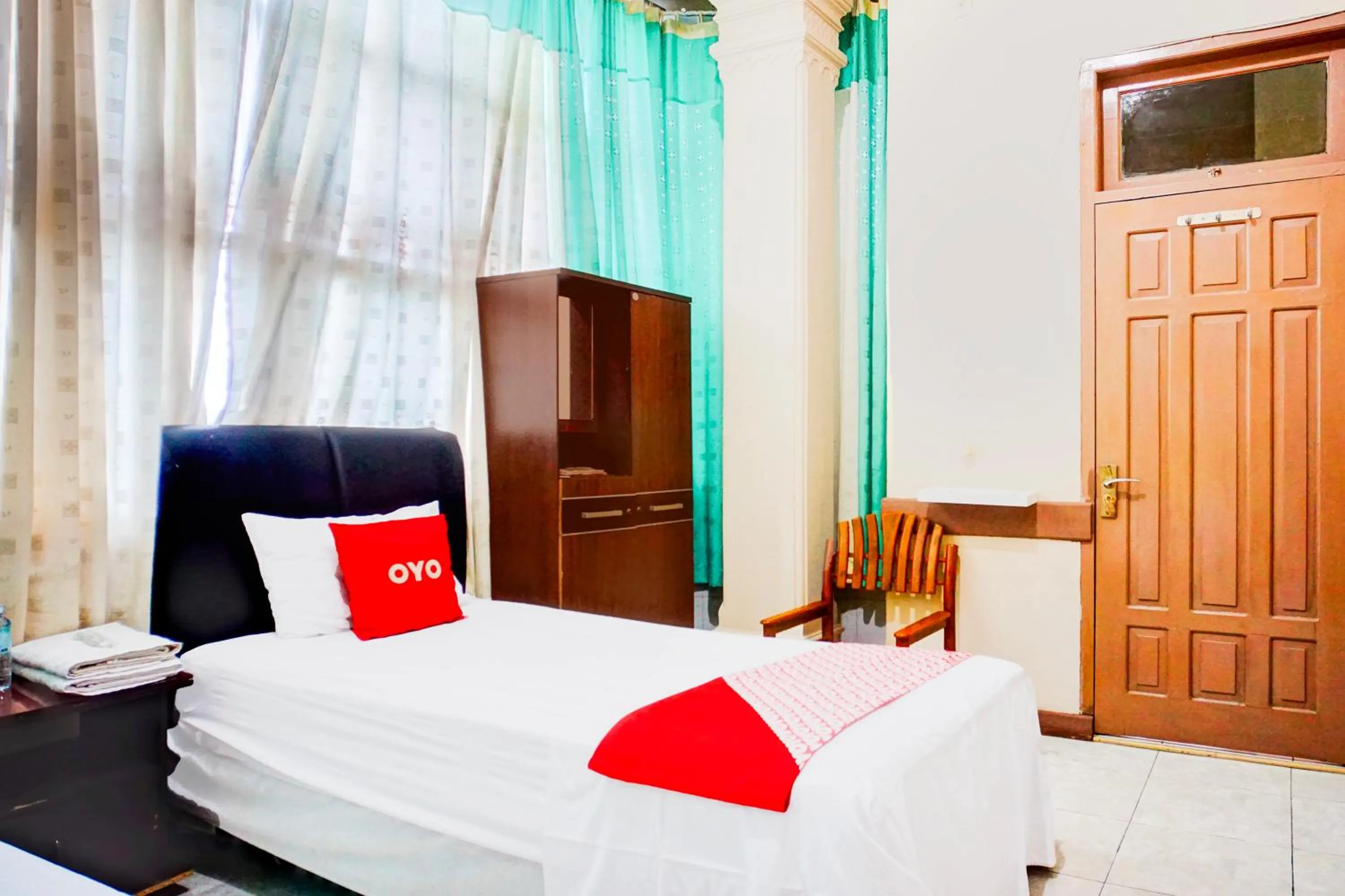 Bedroom, Bed in Collection O Darussalam Near Universitas Syiah Kuala Formerly Meurah Mulia