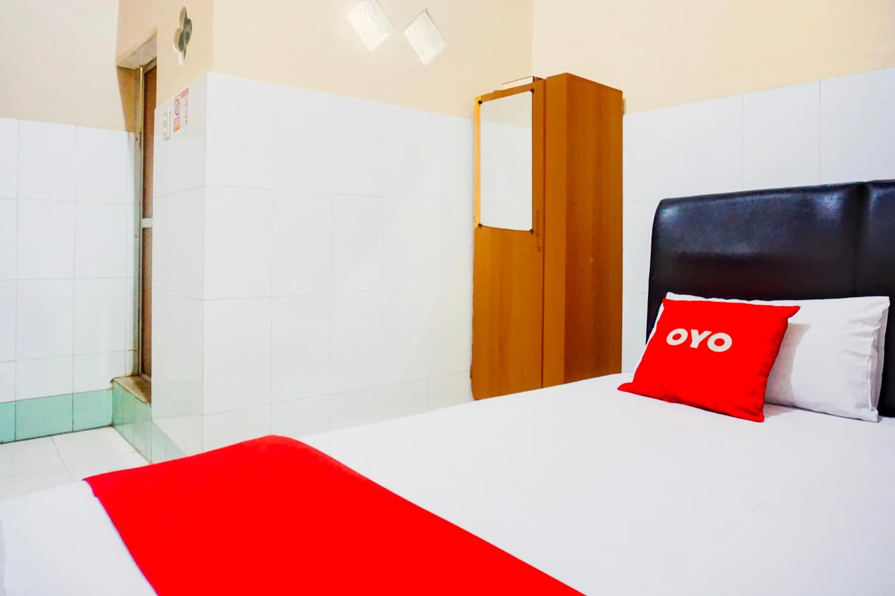 Bedroom, Bed in Collection O Darussalam Near Universitas Syiah Kuala Formerly Meurah Mulia