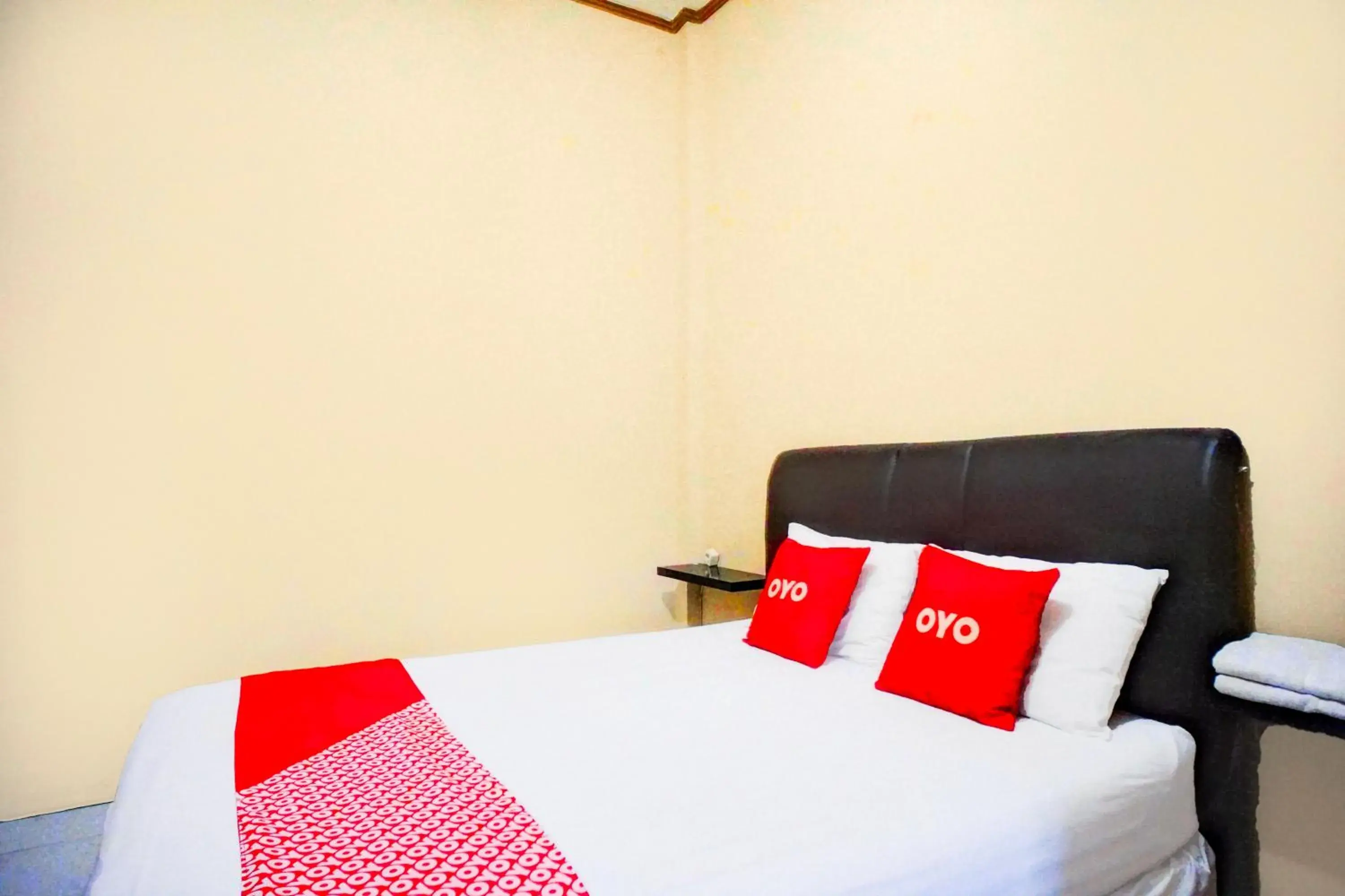 Standard Double Room in Collection O Darussalam Near Universitas Syiah Kuala Formerly Meurah Mulia Standard Double Room in Collection O Darussalam Near Universitas Syiah Kuala Formerly Meurah Mulia