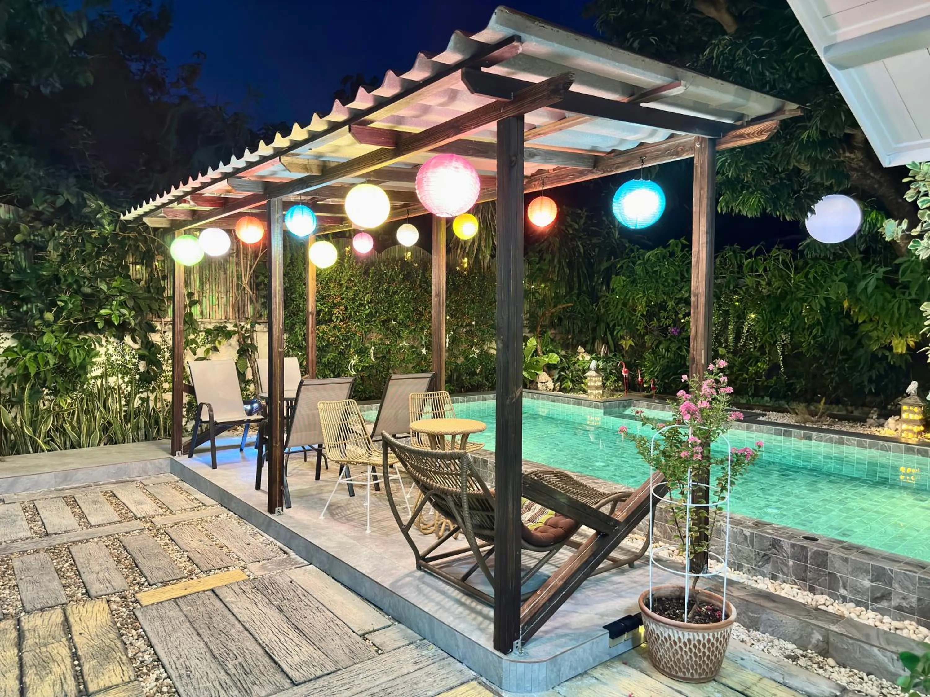 Comfy Boutique House