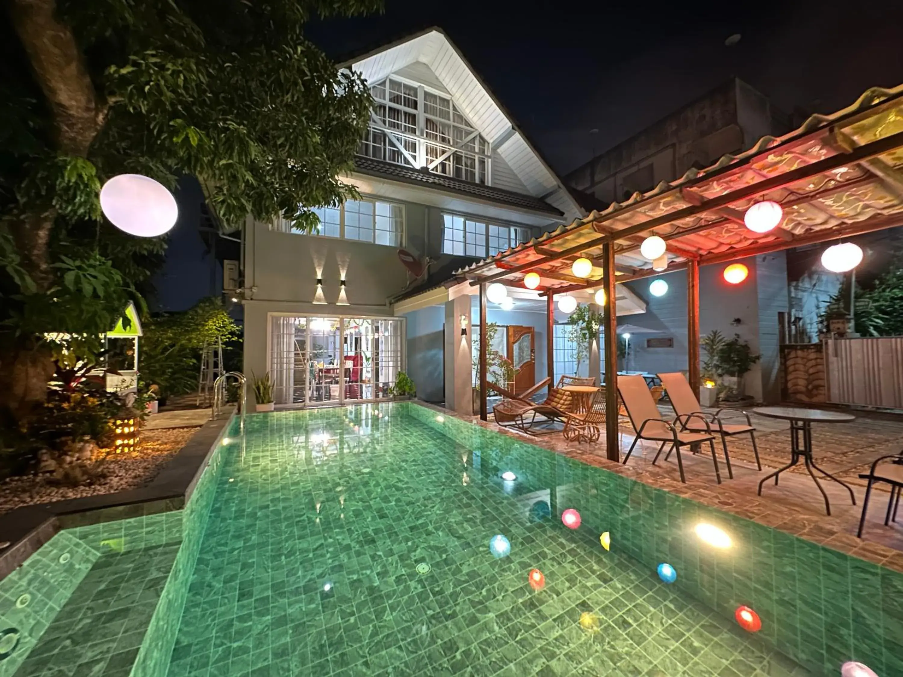 Comfy Boutique House Comfy Boutique House